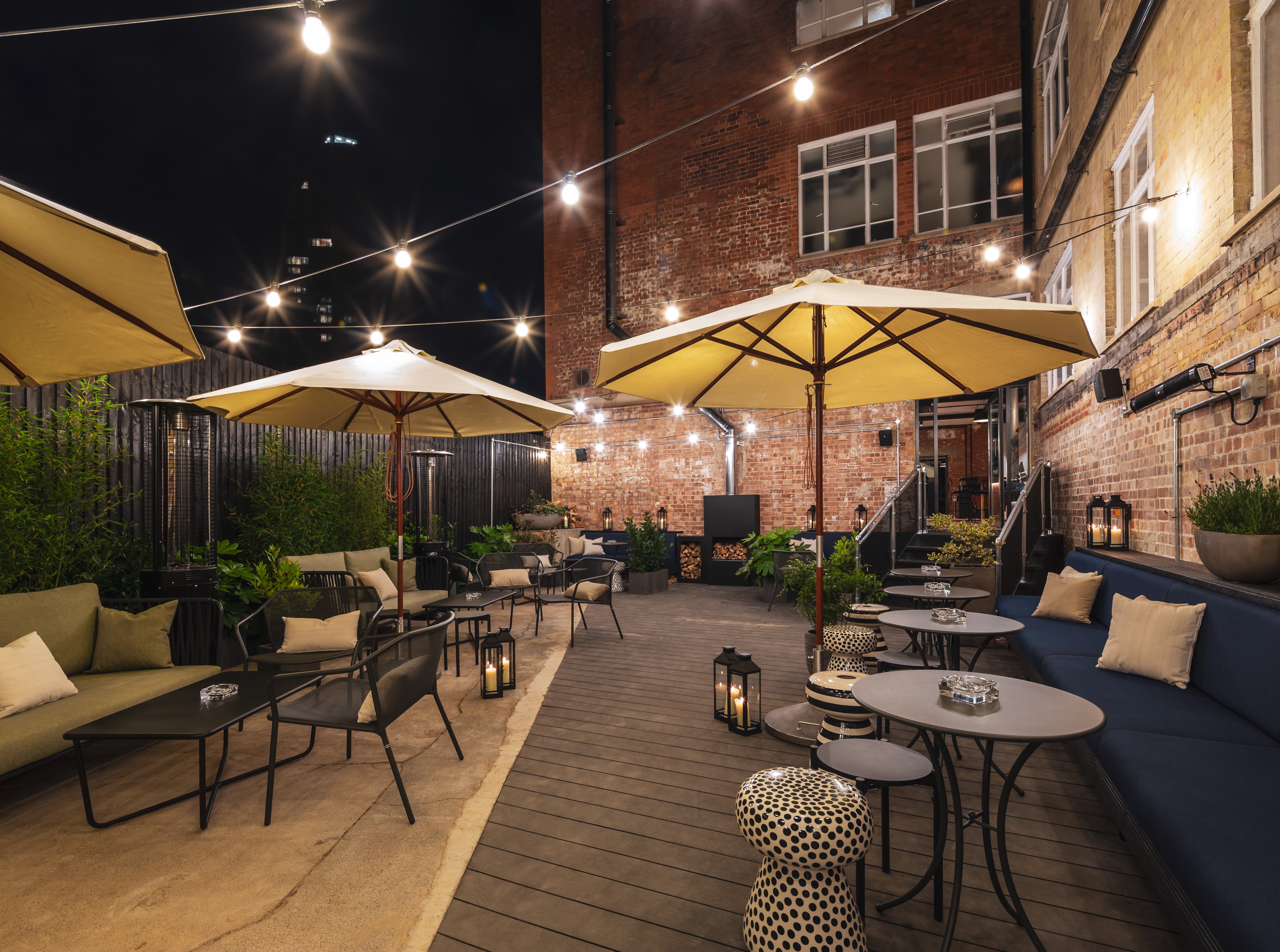 The Bar & Garden - 00zg1ejnrgh.jpg