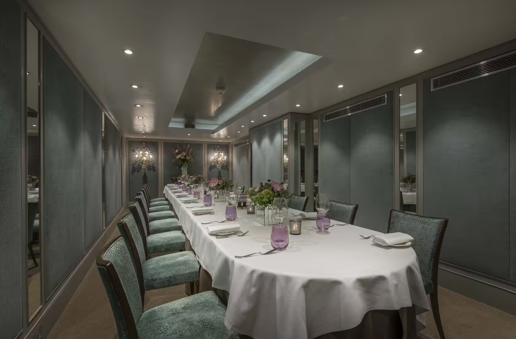 The Cadogan Suite - gjafcftzamz.jpeg