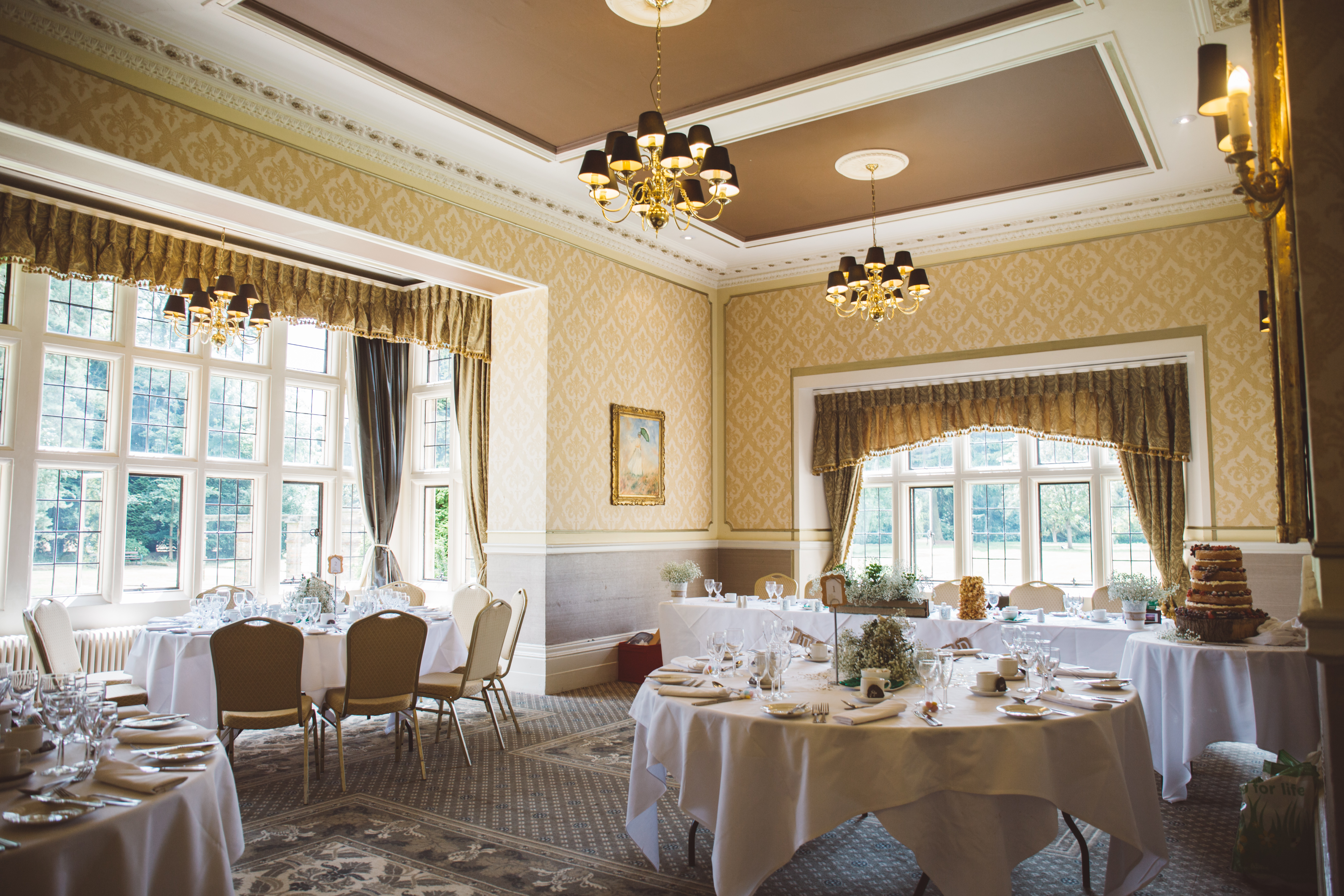 Longman Suite - jatt1ax3pea.jpg