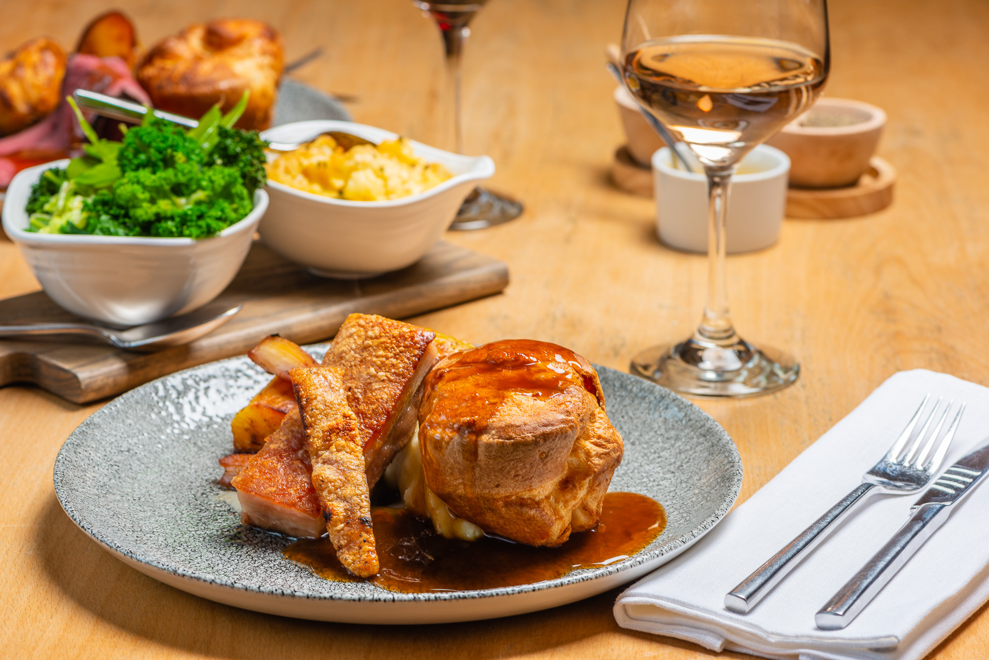 Upscale dining at The Treehouse: succulent roast, crispy potatoes, corporate events.