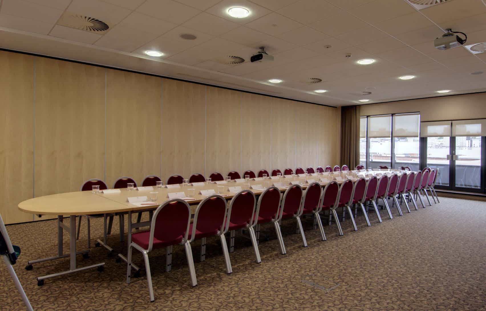 Frys - k1cfvp2mo4i.jpg