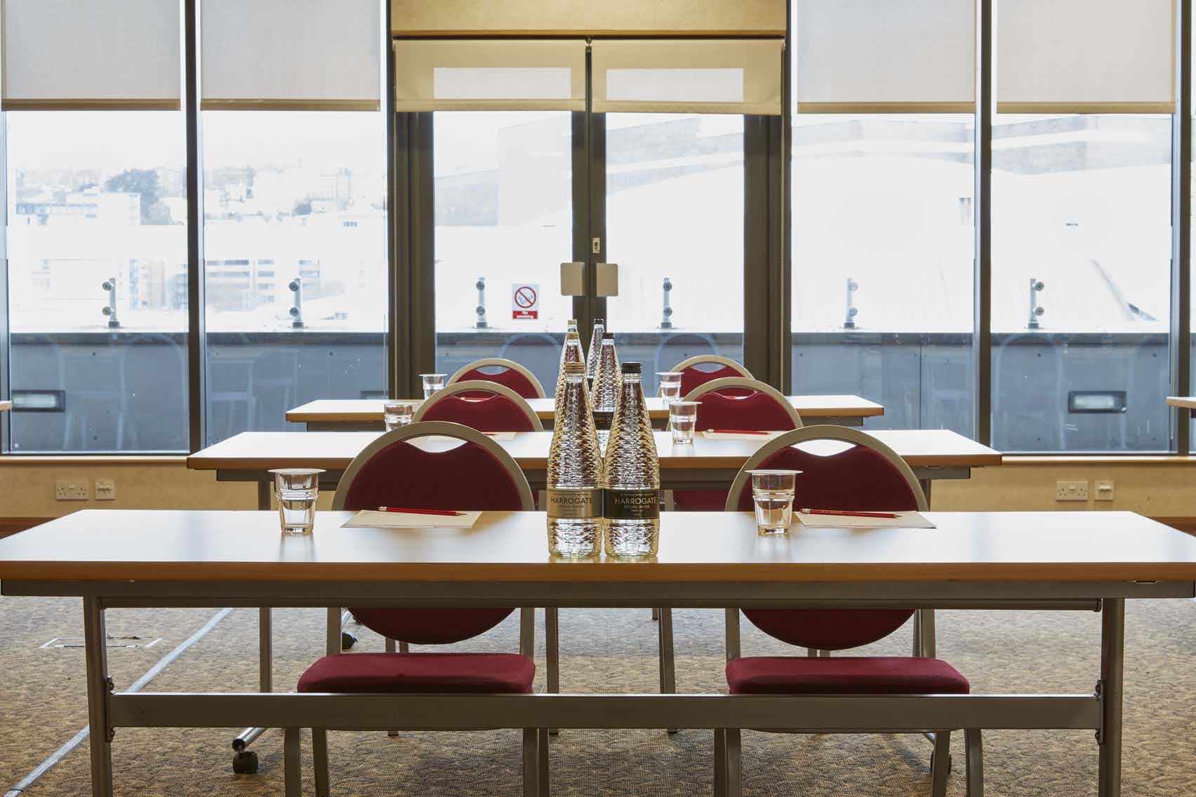 Frys - nxdn3kgh4vu.jpeg