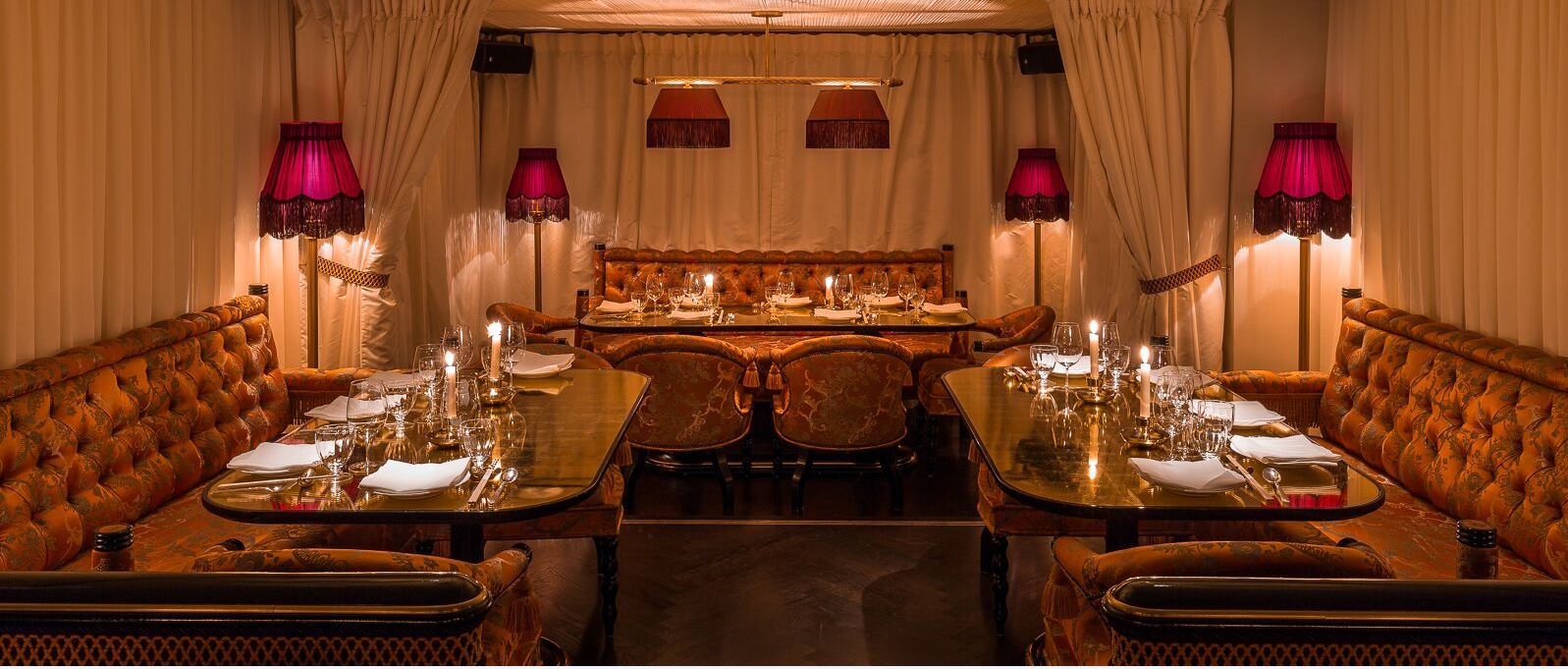 Elegant dining space at Park Chinois, ideal for upscale events and corporate dinners.
