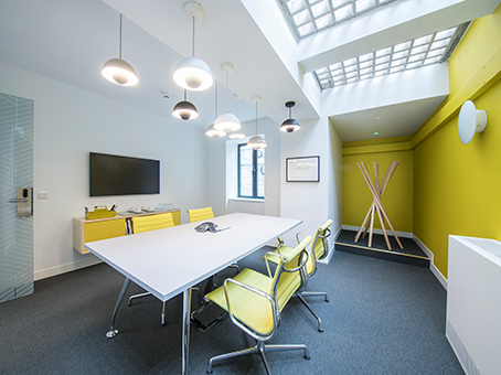 Meeting Room 3 - 1ncjq4usab1.jpg