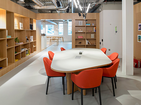 Meeting Room 2 - ojj5gihcnwj.jpg