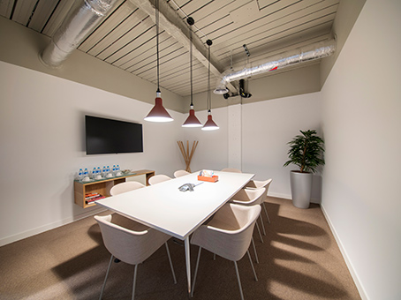 Meeting Room 3 - max3nejs2pf.jpg