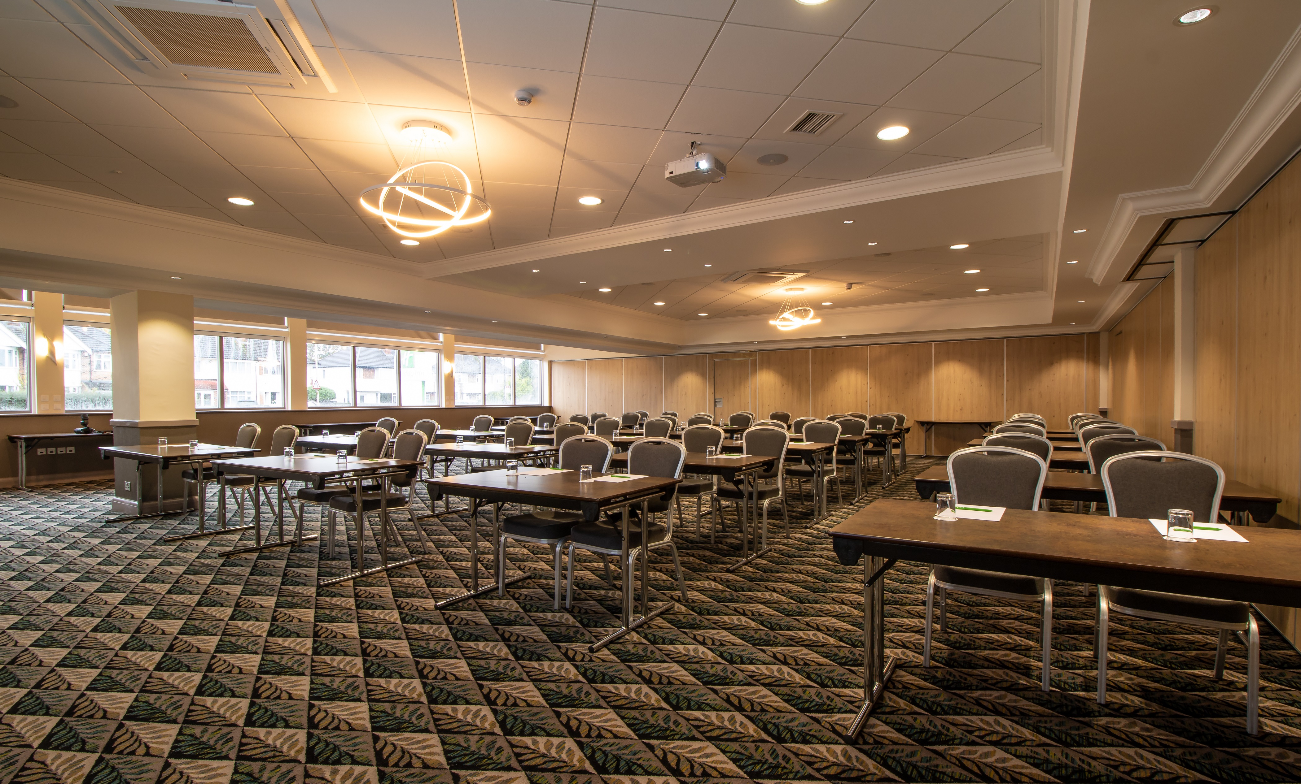Modern meeting room at Holiday Inn Leicester for corporate events and workshops.