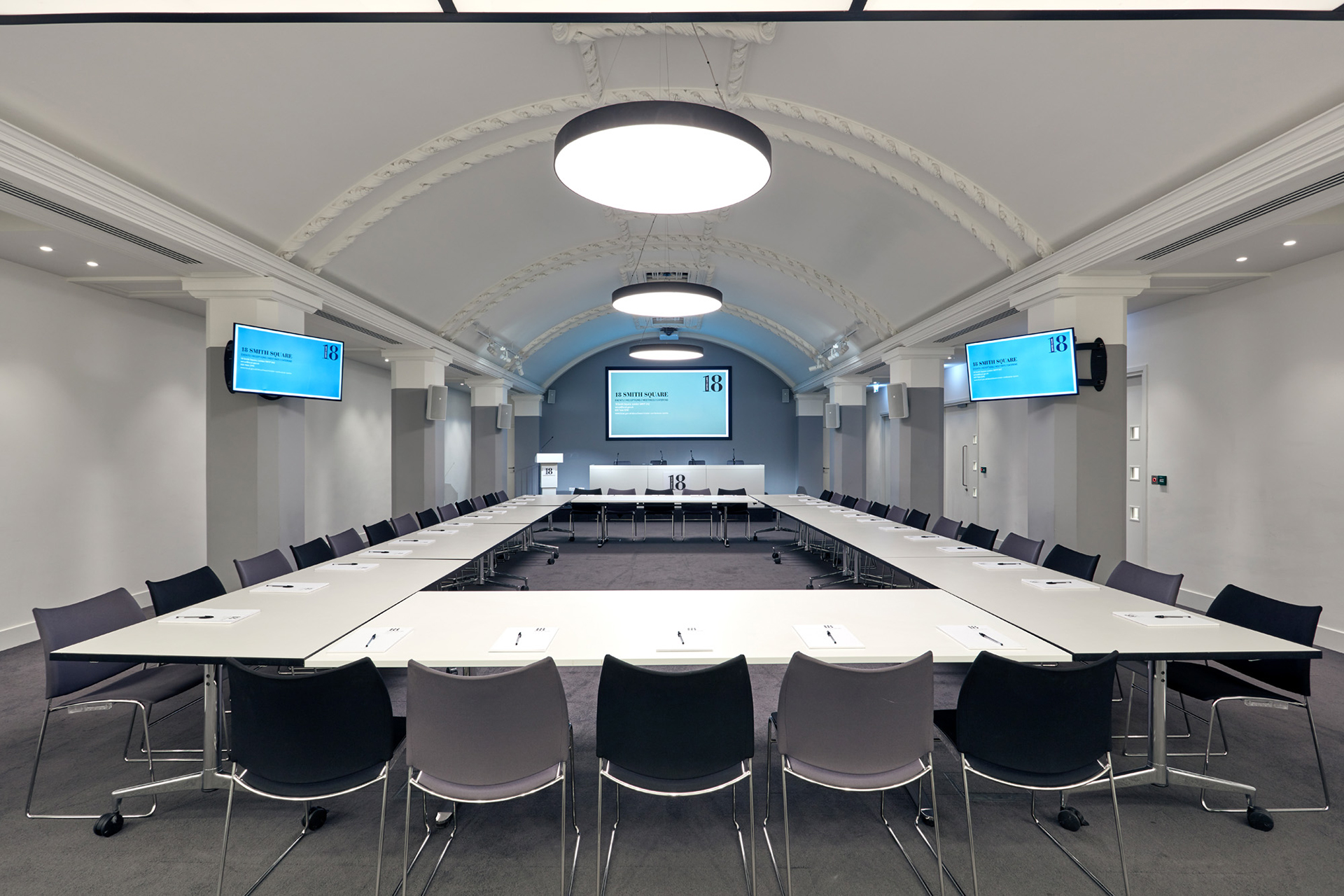 Bevin Hall - pge3c5mw2bt.jpg