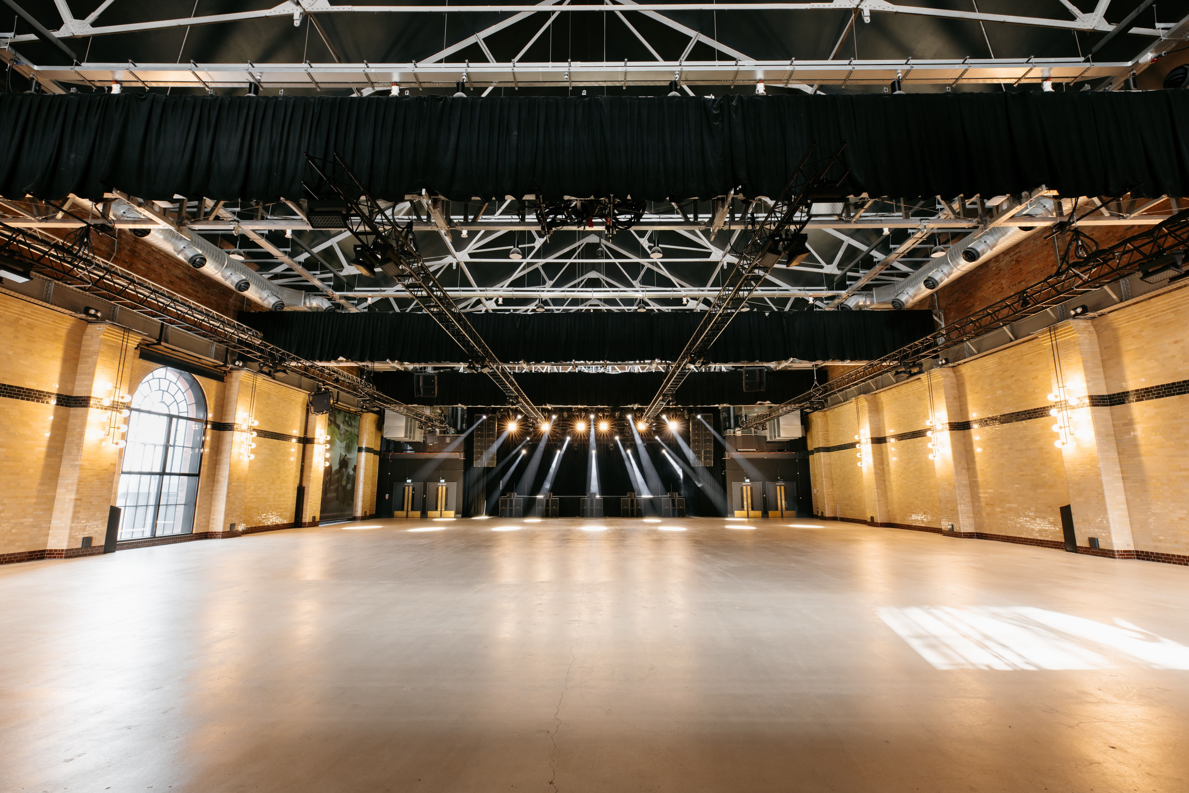 Whole Venue - zc5uuiyfvsy.JPG