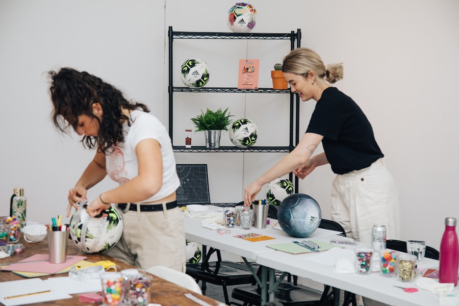 Sassoon Gallery in Peckham Springs: vibrant workspace for creative workshops and team-building.