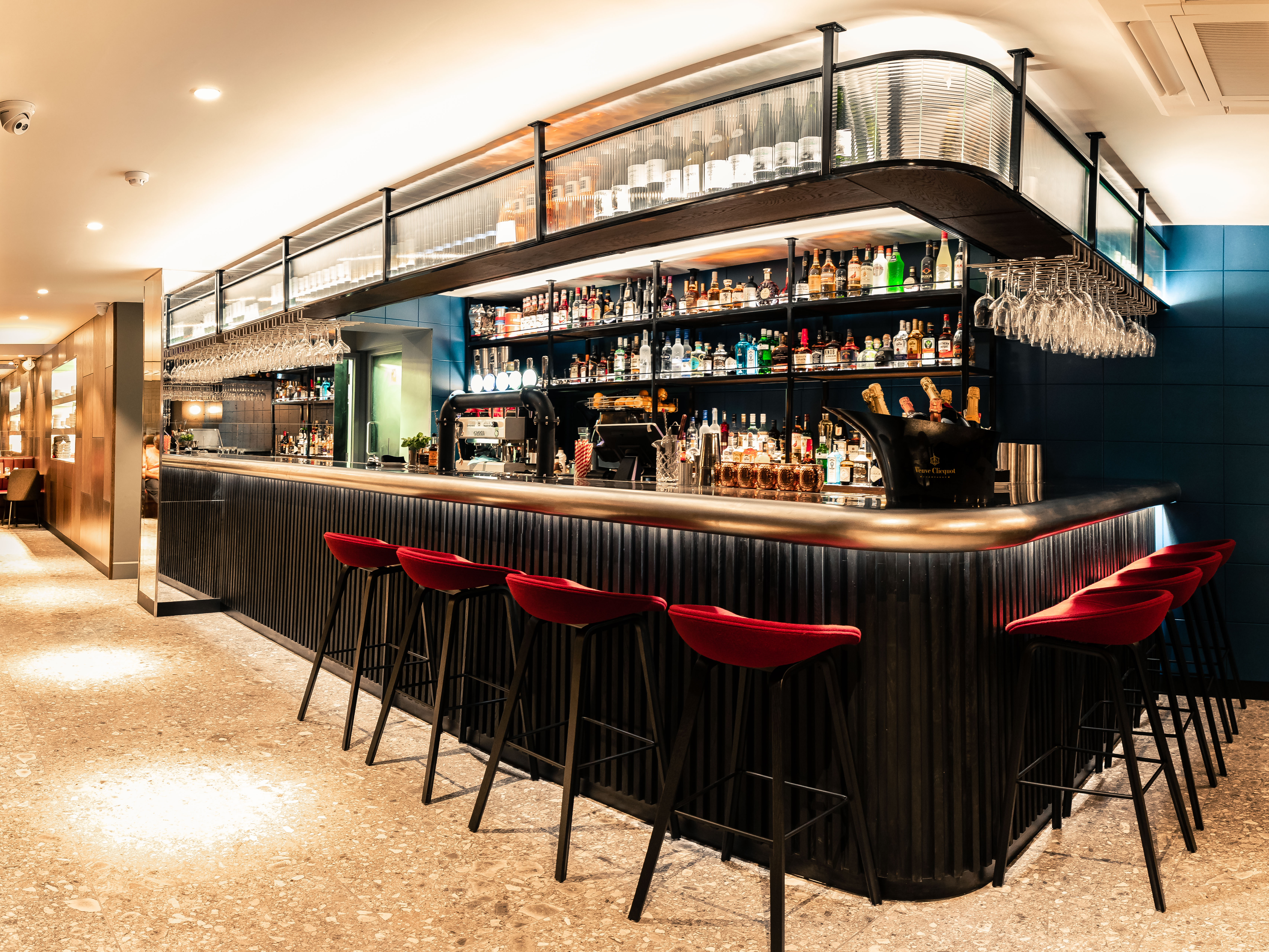 Private dining room bar at 338 Euston Road, ideal for networking events and cocktail receptions.