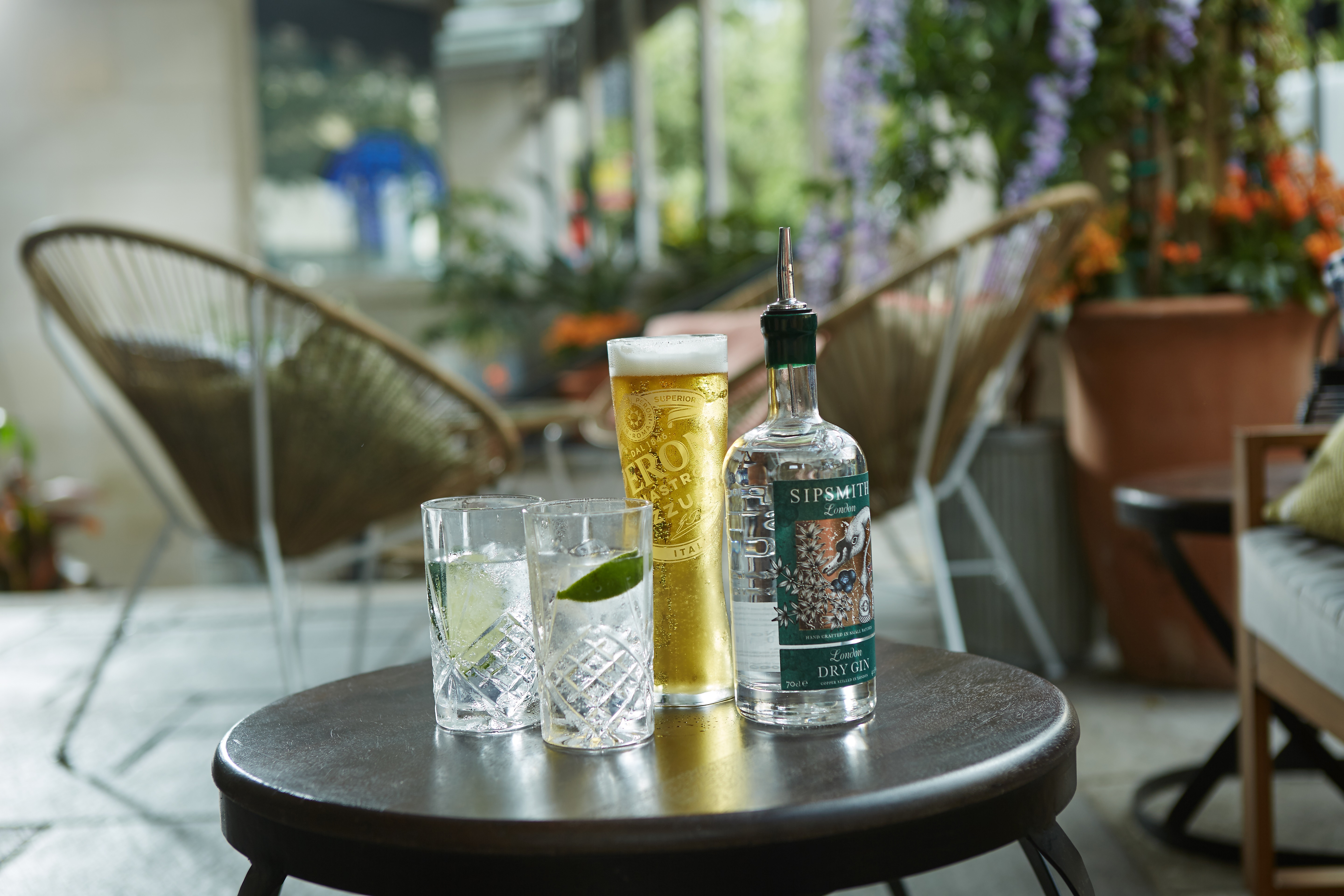 Summer Terrace - 2dc0np5fbj1.jpg