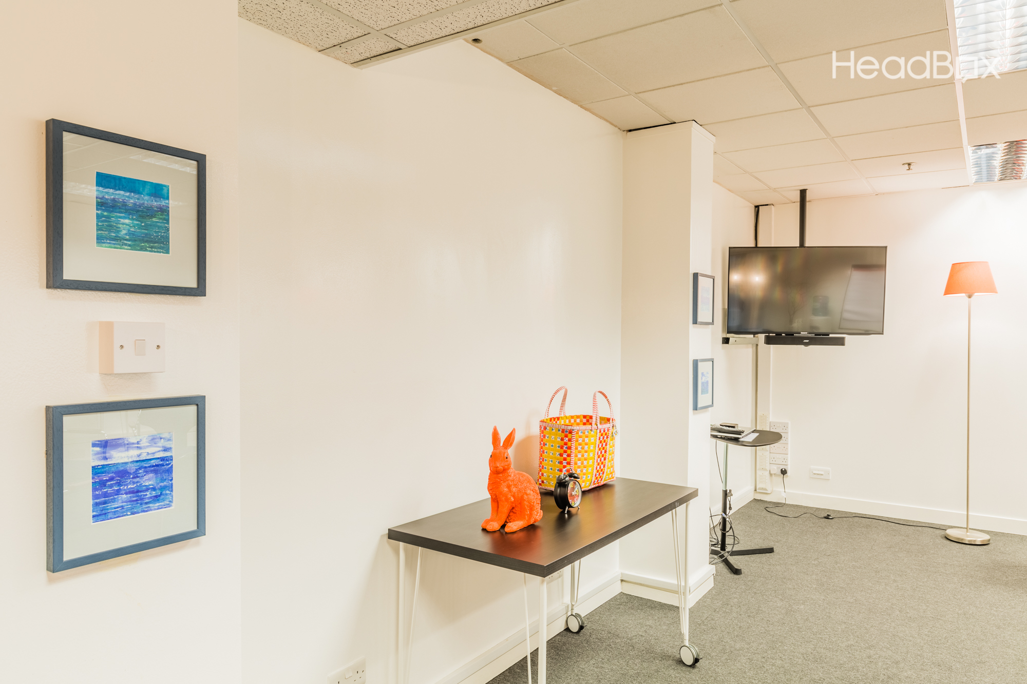 The Cosy Room - vjl1s2dyi0r.jpg