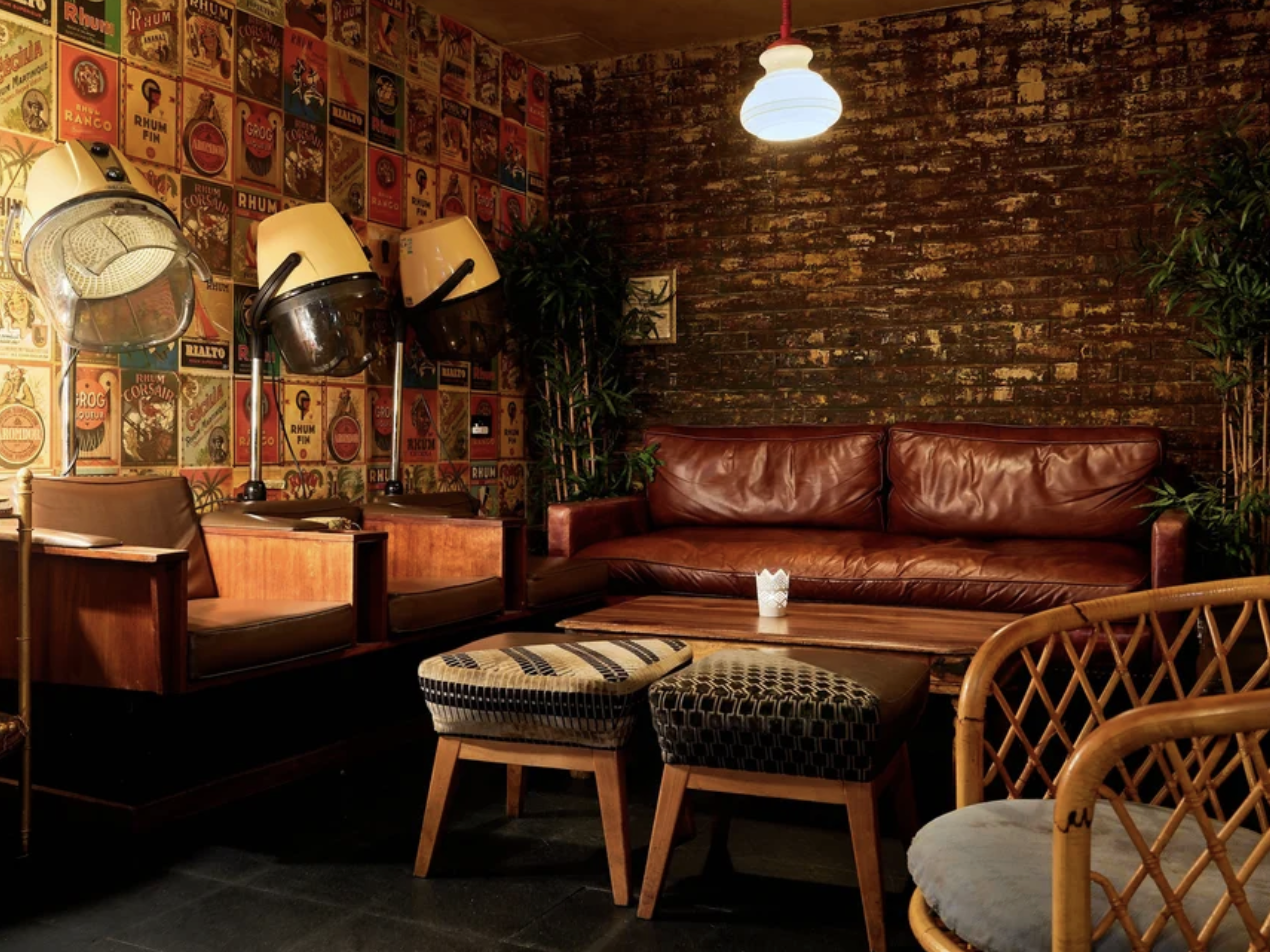 Cozy vintage lounge at Burlock London, ideal for networking and meetings.