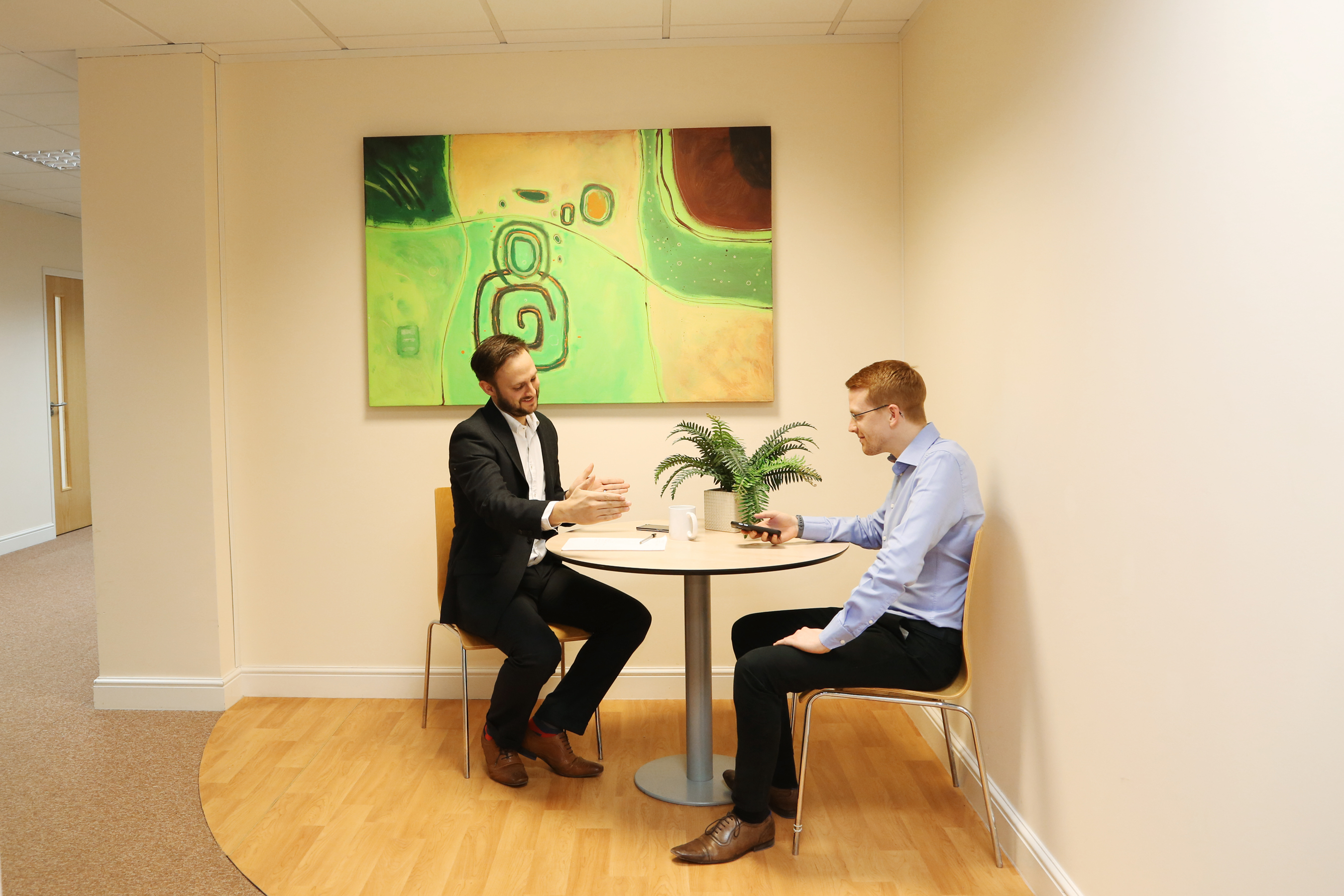 Hangar Suite at UBC Cirencester, round table meeting space for brainstorming sessions.