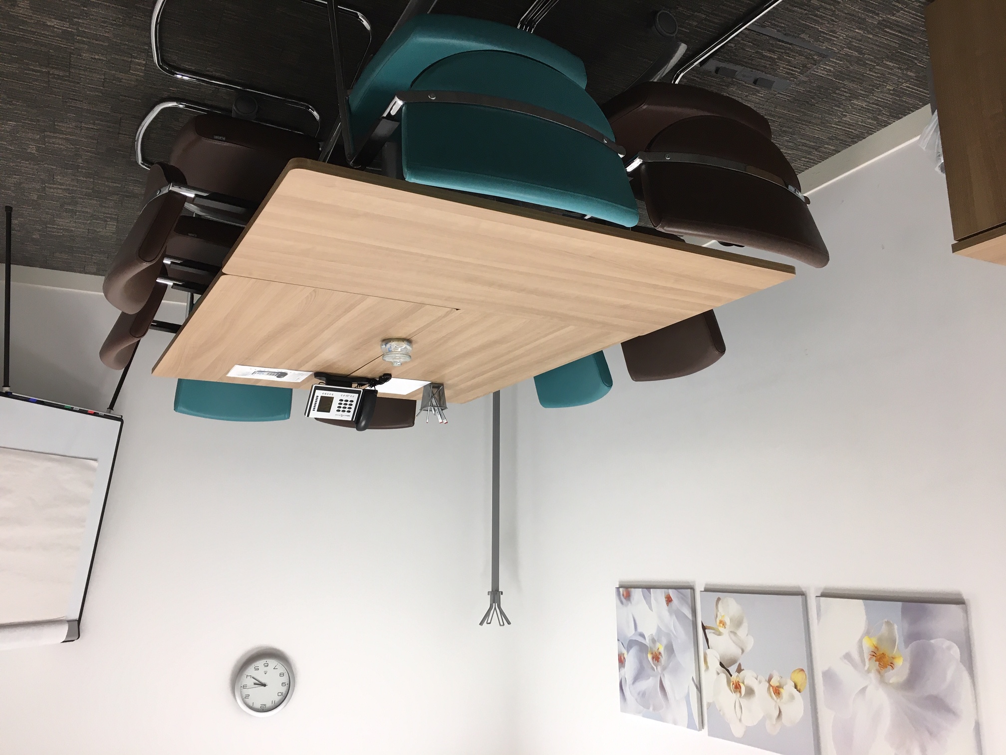 Harrier Suite meeting room with wooden table, ideal for collaborative sessions at UBC.