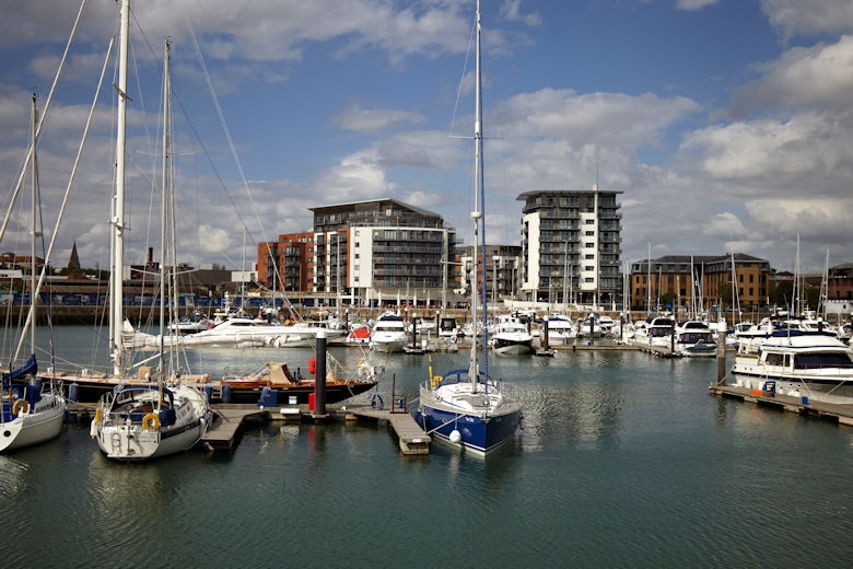 Mountbatten Suite at UBC Southampton: vibrant marina, ideal for corporate retreats and events.