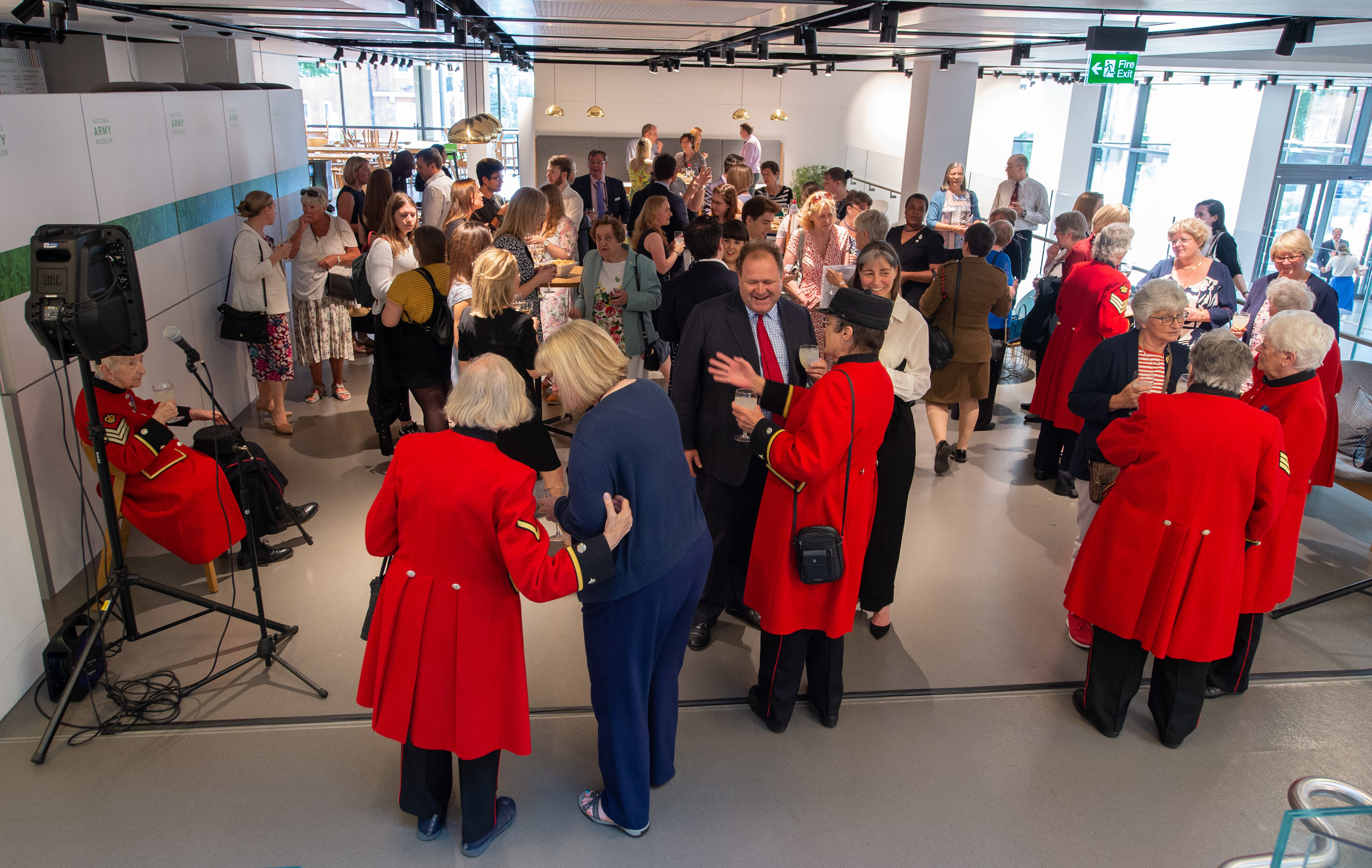 Cafe - mdqqlnujkt3.jpg