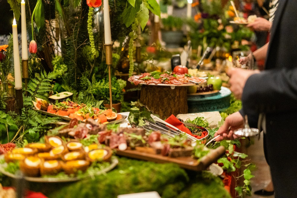 Whole Venue - 5kqwktn1yym.jpg