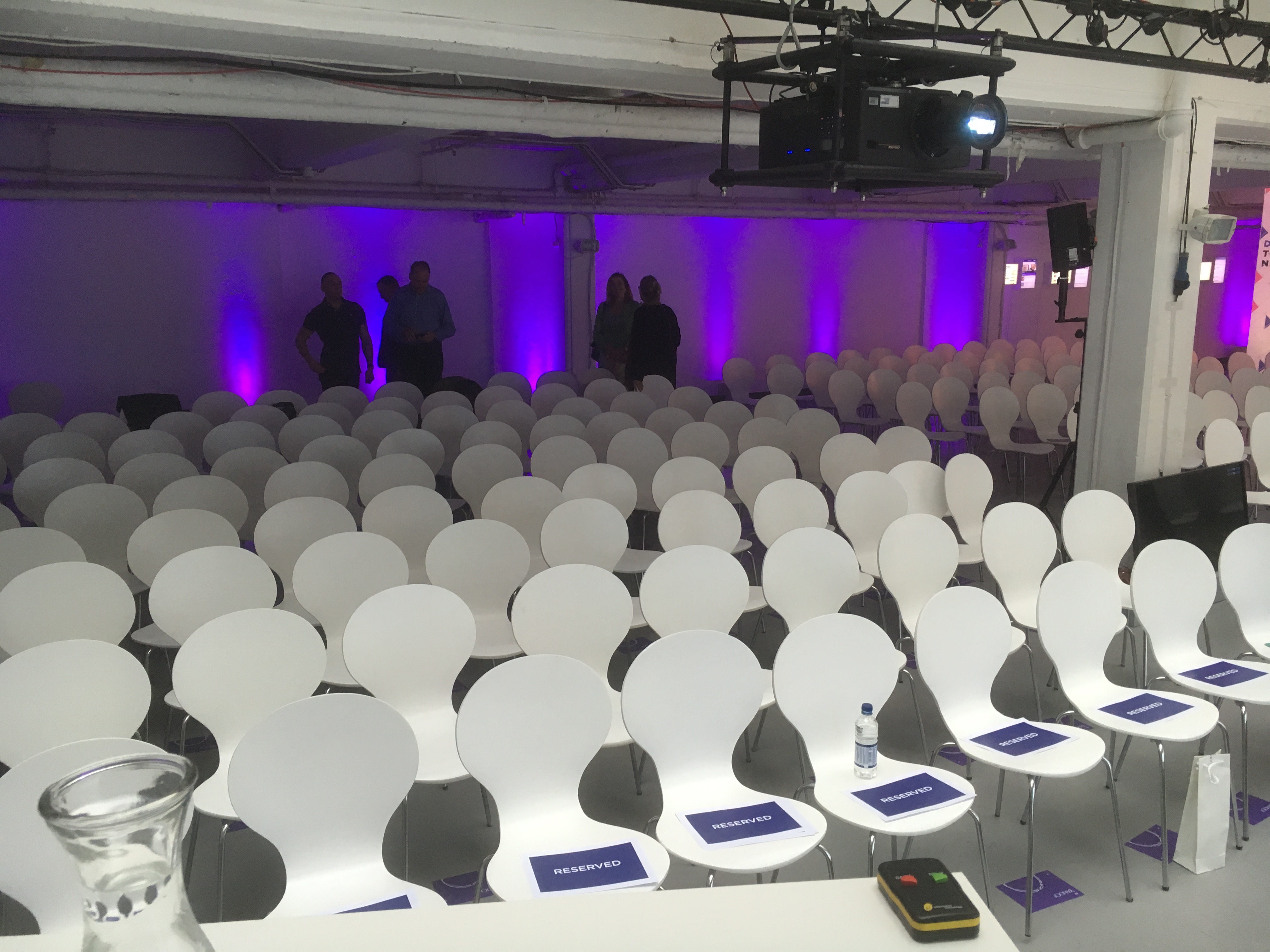 Main Gallery  - j3uldnpqpgo.jpg