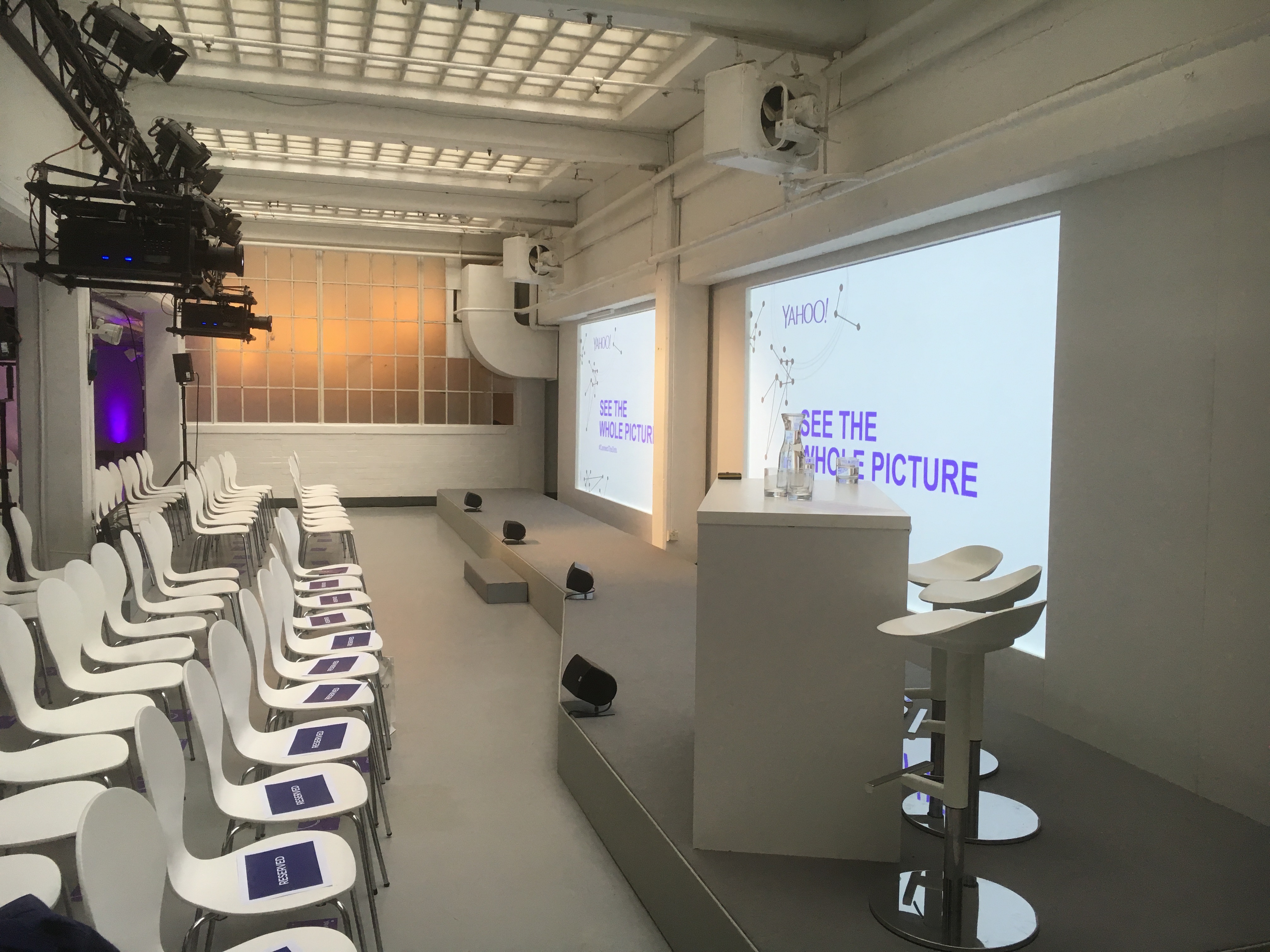 Main Gallery  - zodv1rglfjt.jpg