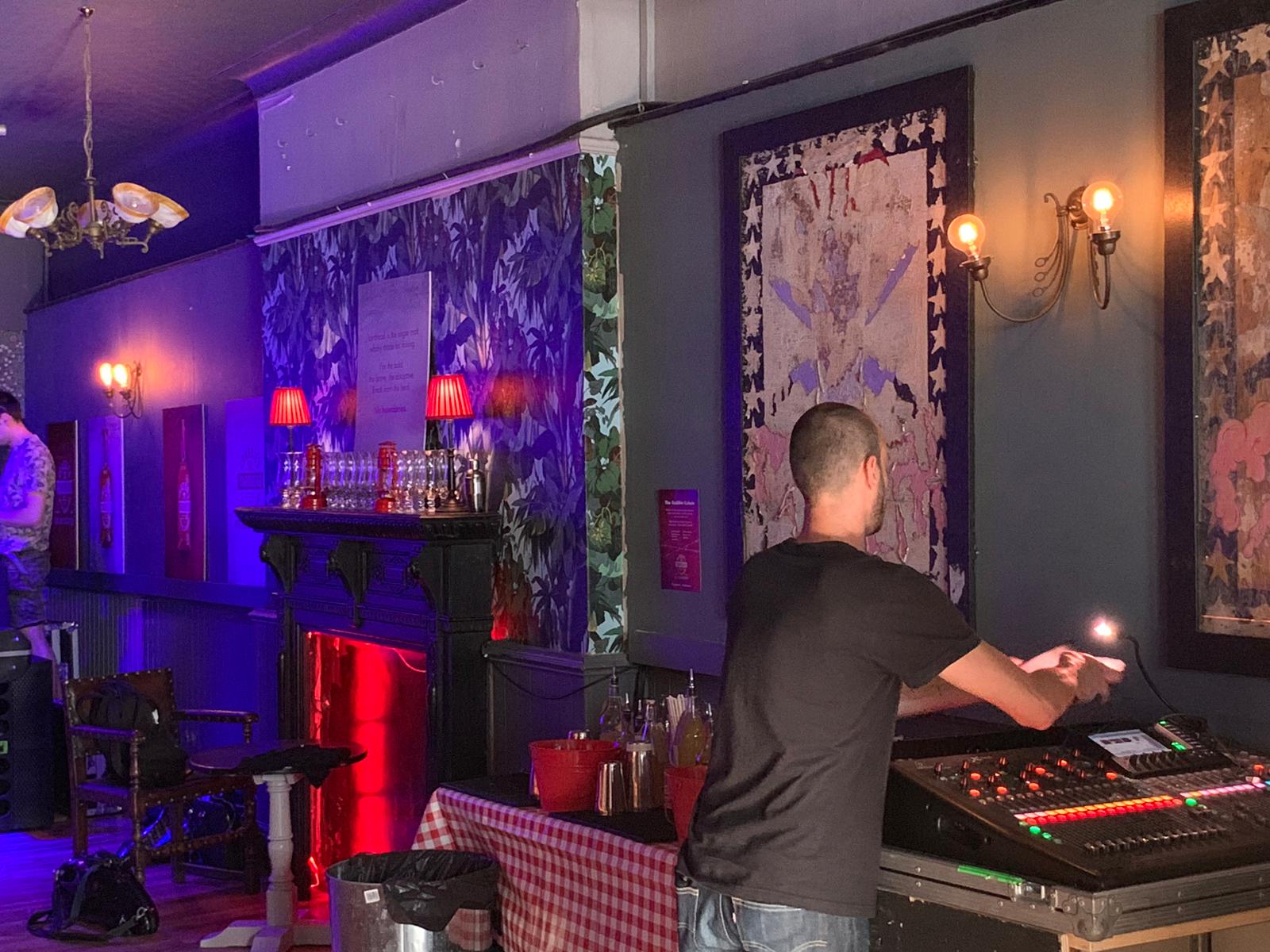 Main bar - sarezcrhcdk.jpg