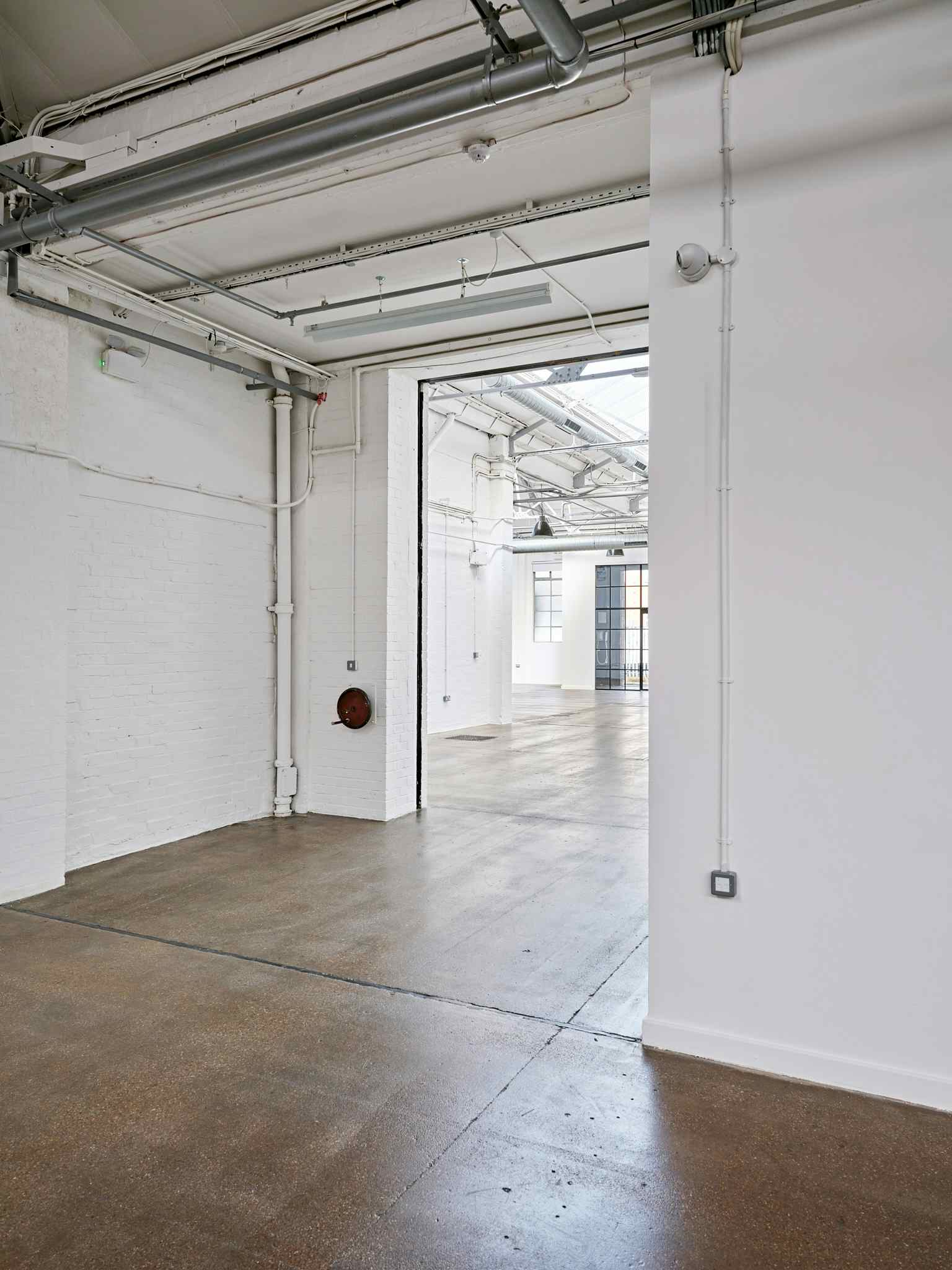 Studio 4 + 5 - 0dus2oet5qi.jpg