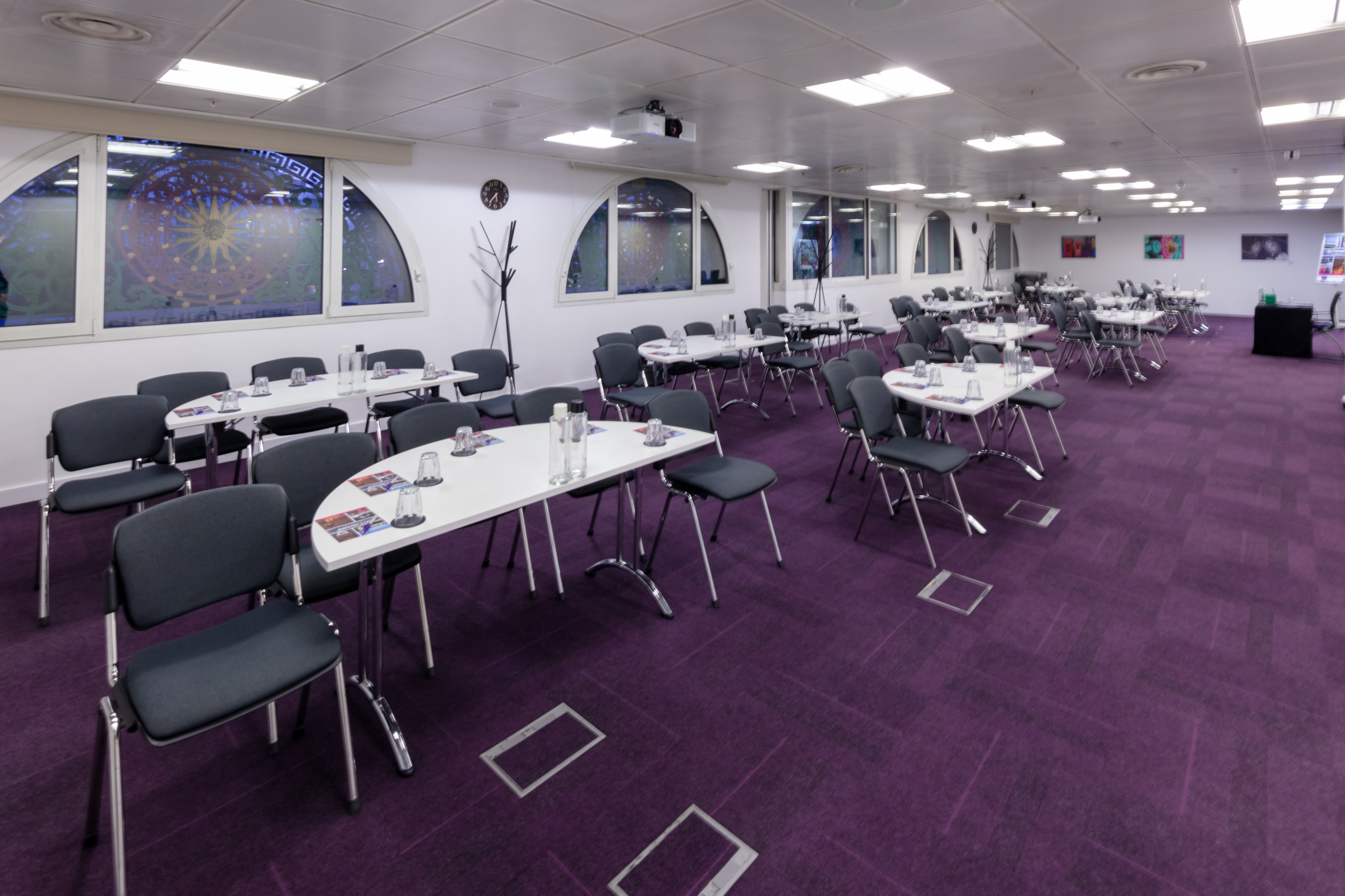 Versatile meeting space in Smithfield, London, ideal for corporate events and workshops.