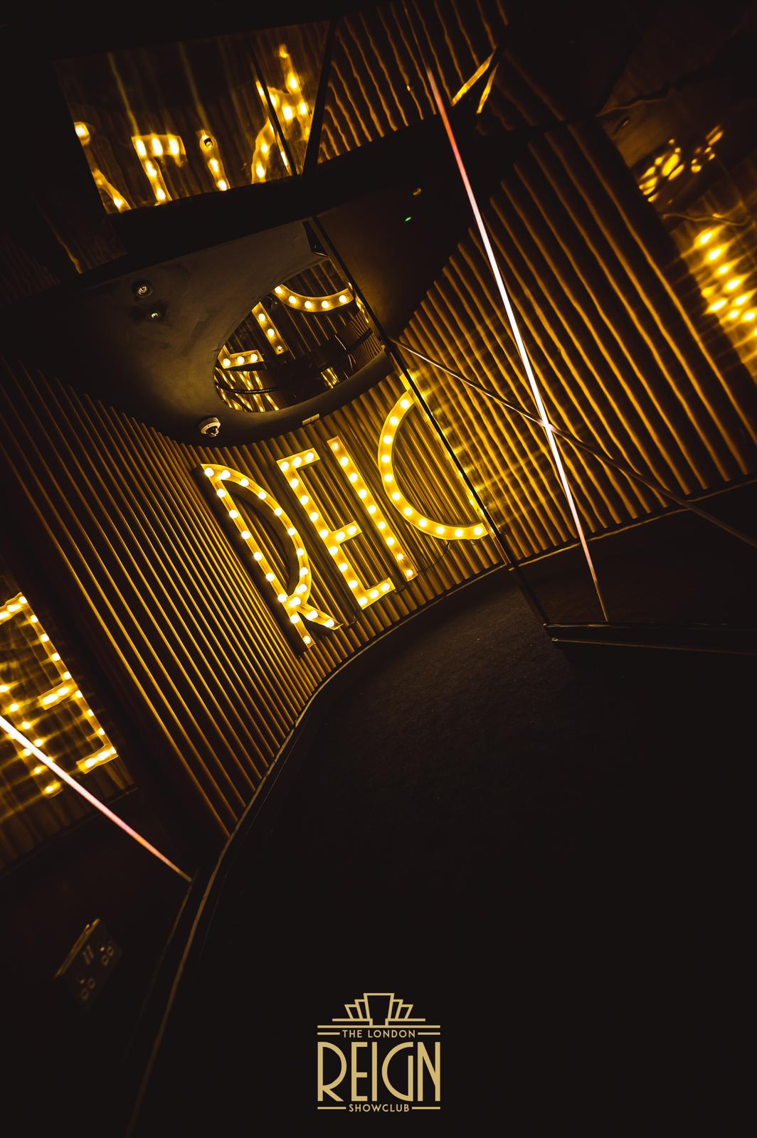 The Mezzanine - 3bjozyfe0sk.jpeg