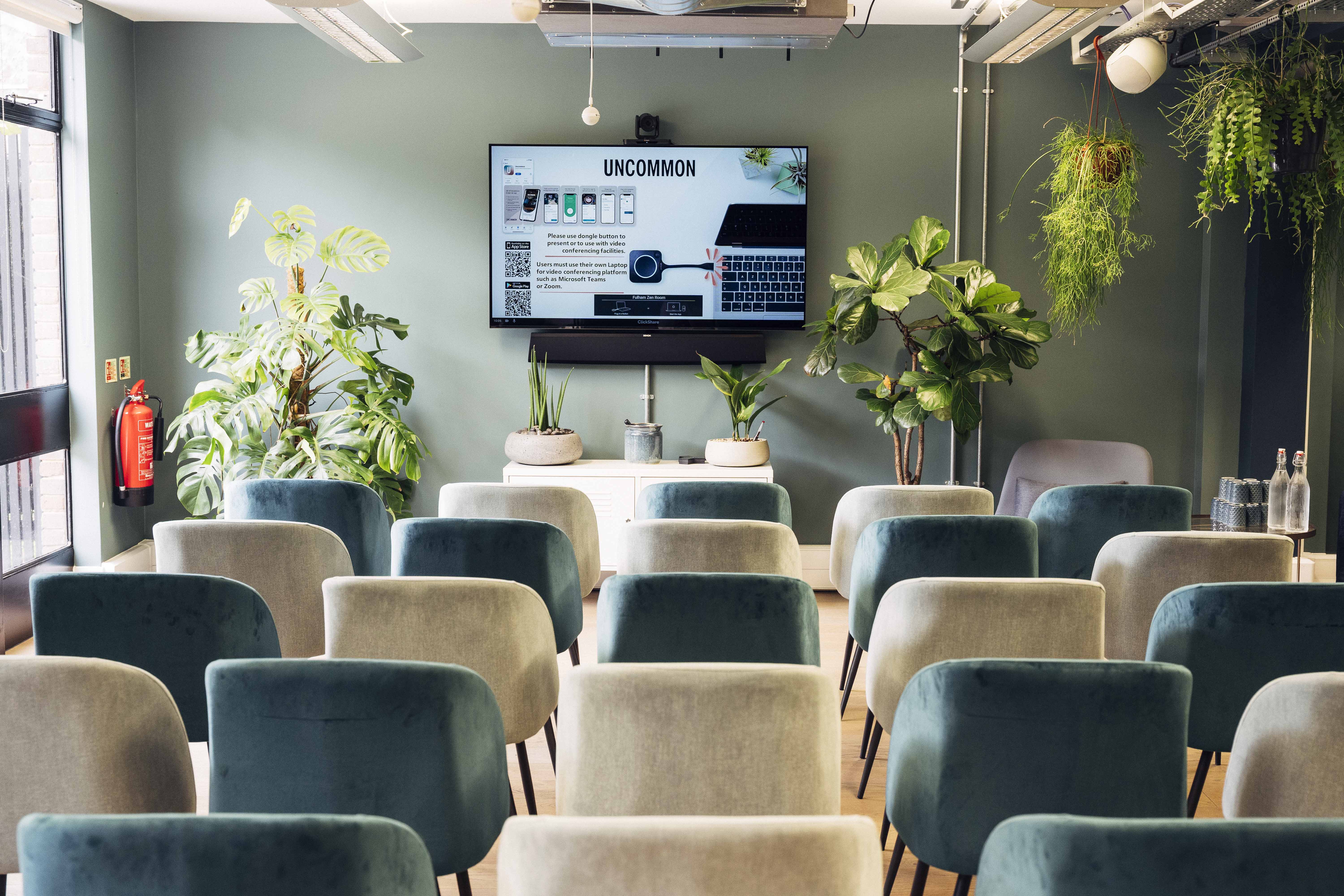 Zen Studio in Uncommon Fulham: modern meeting space for workshops and conferences.