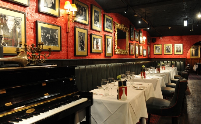 Elegant dining space with vintage decor for corporate events in Boisdale of Bishopsgate.