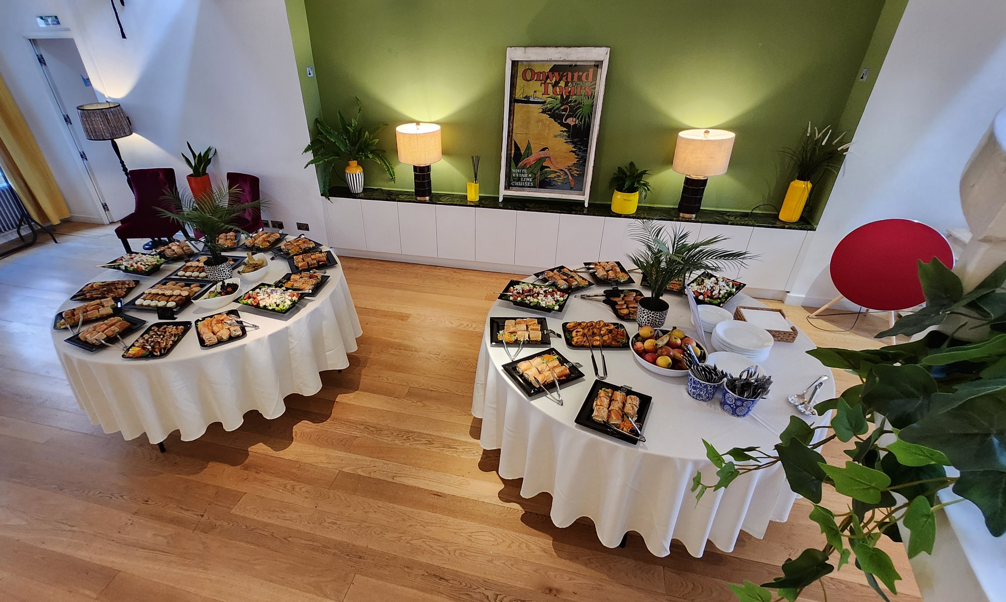 Whole Venue - rhwltmfmr1r.jpg