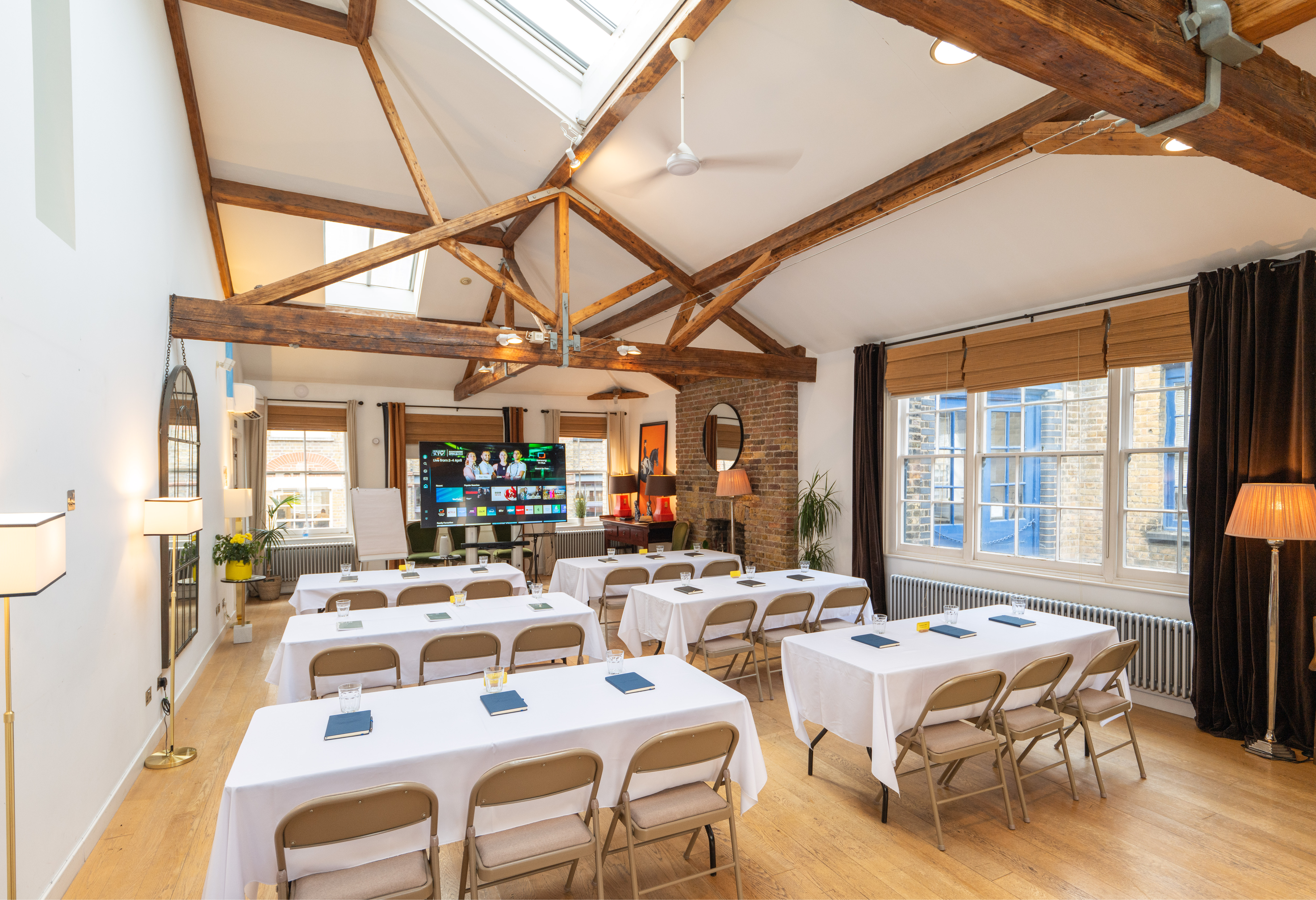 Whole Venue - zbw12eb1srp.jpg