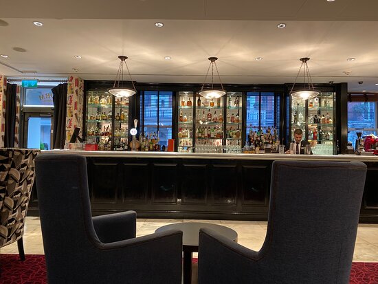 Stylish bar area in The Voyager Room, perfect for cocktail receptions and gatherings.