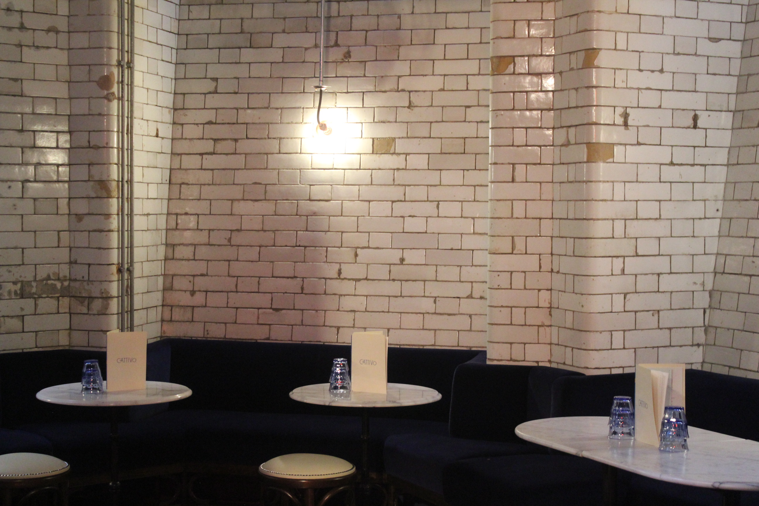 Sunset Lounge - clauvofzxvl.JPG