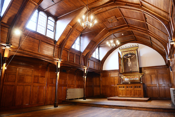 Victorian Chapel - 3twm2bdsm30.jpg