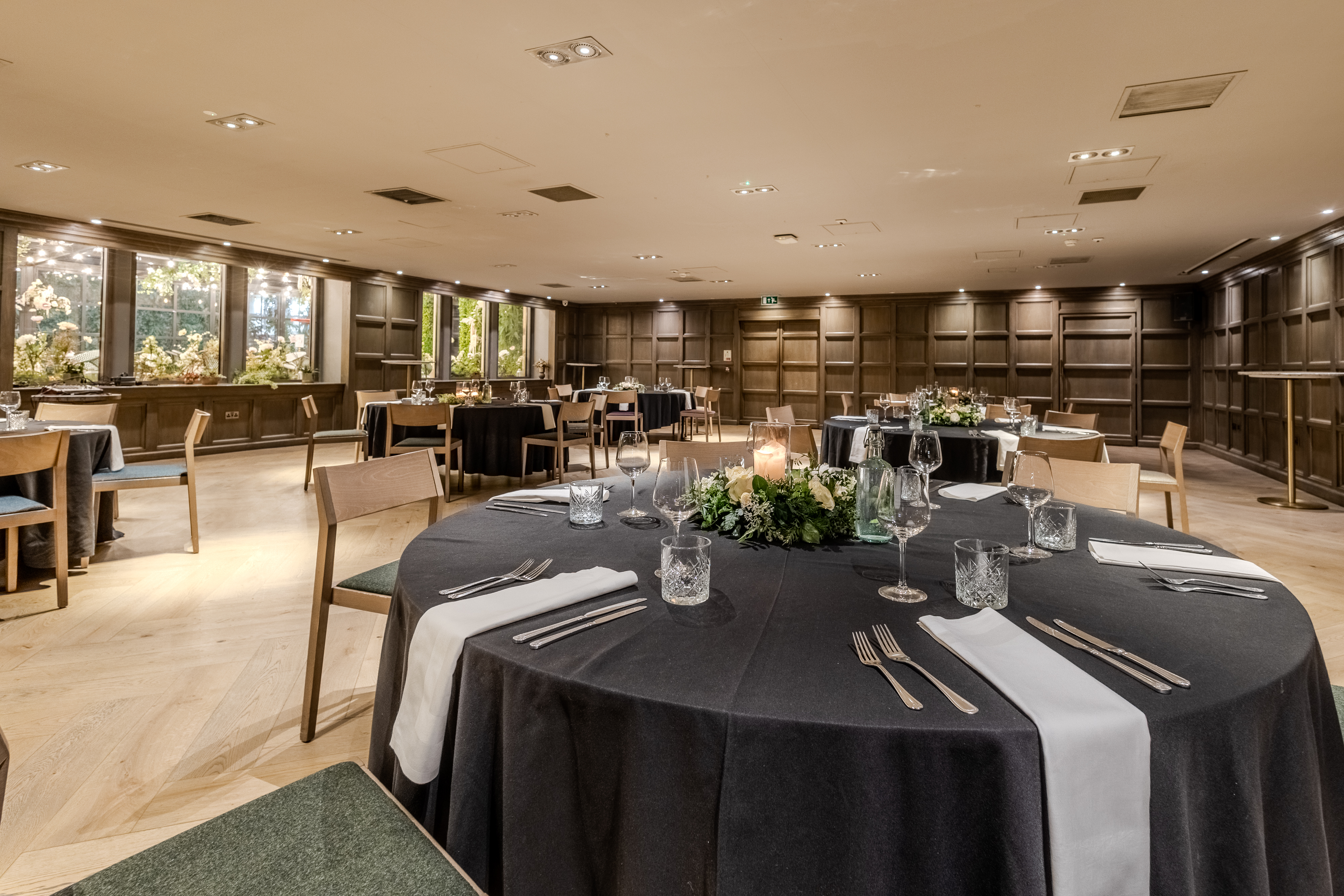 Fettercairn and Garden Suite, wood-paneled, for corporate luncheons and intimate dinner events.