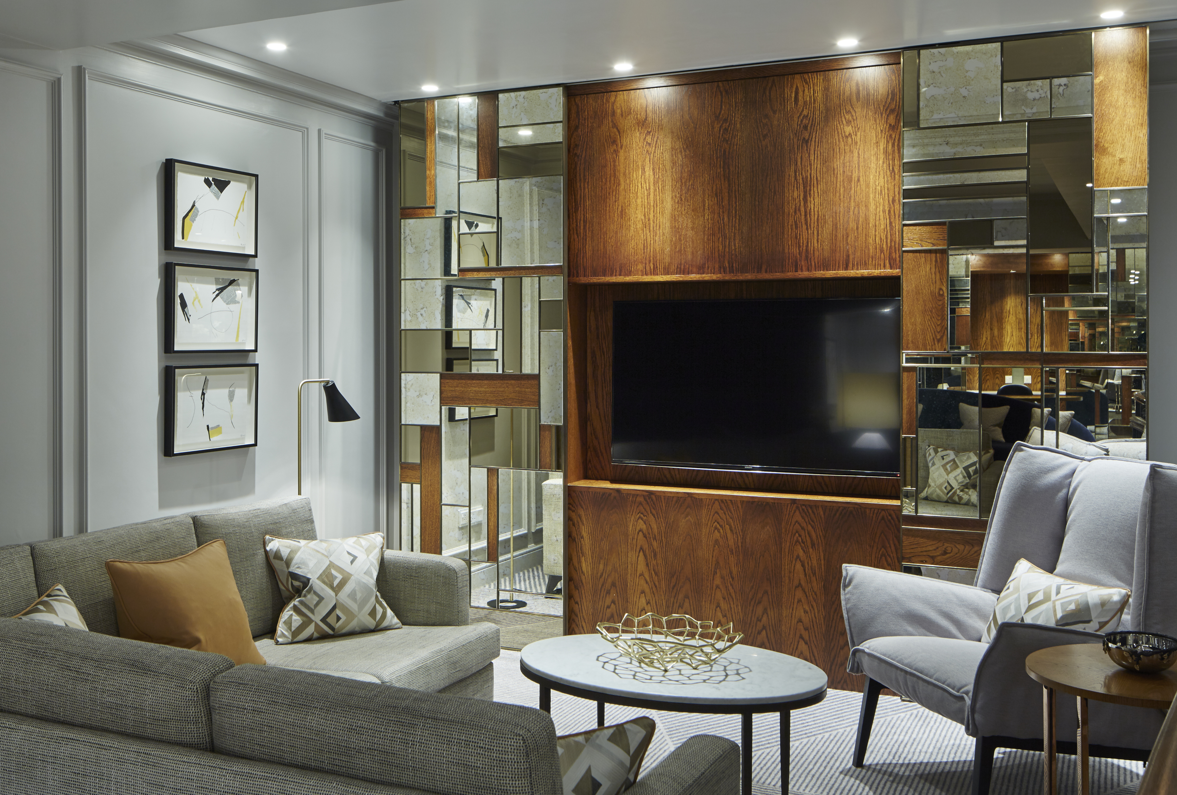 Westminster Suite at London Marriott: modern meeting space with warm wood accents.