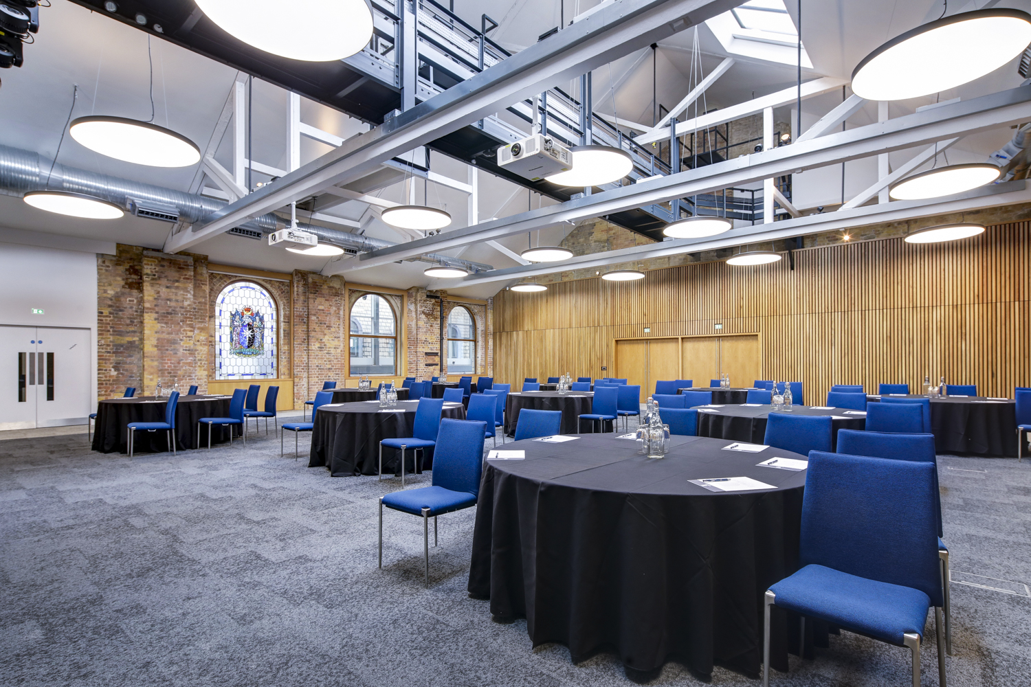 Main Hall - isfswjq5s45.jpg