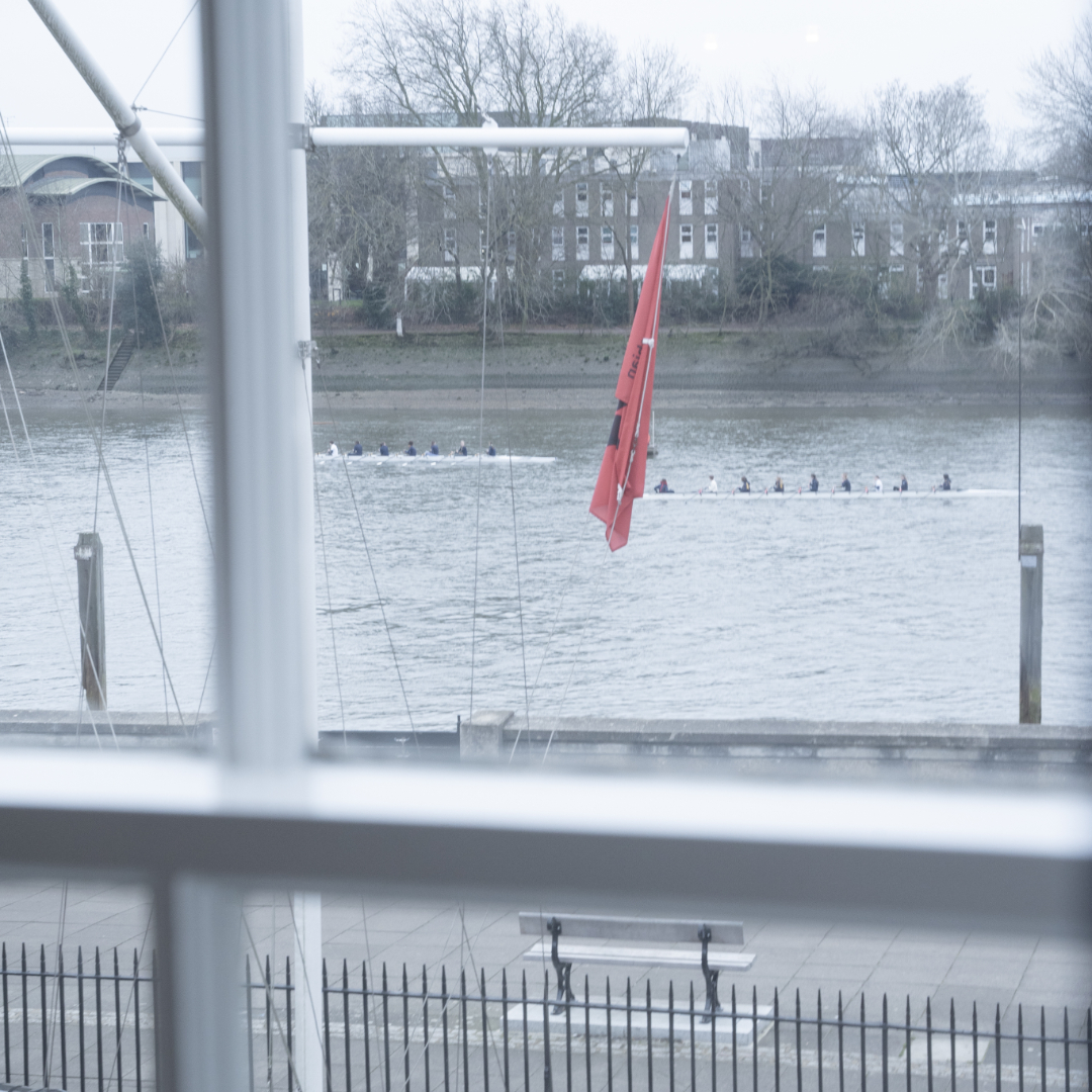 COMMODORES ROOM - 2jmz0ifrbya.jpg