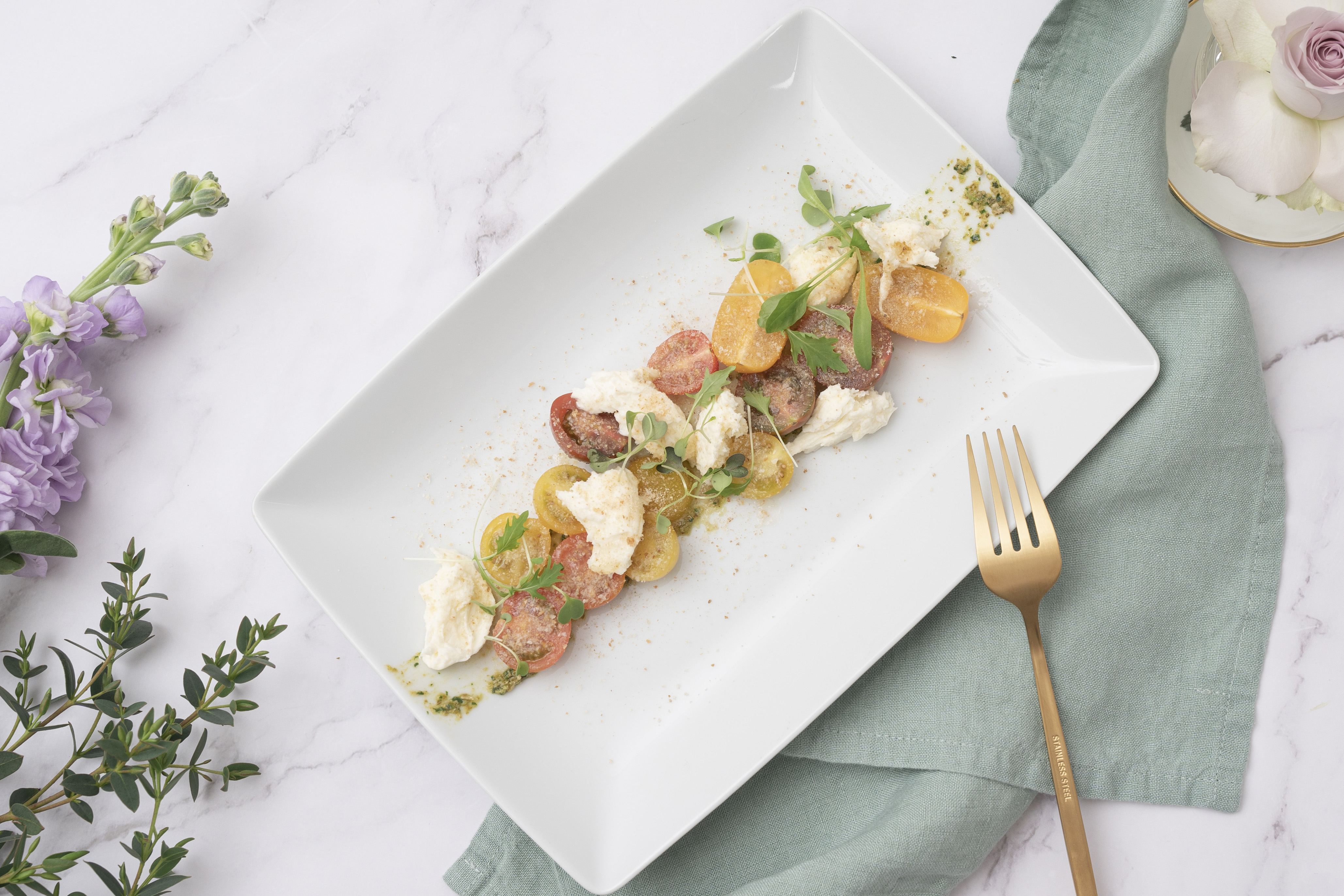 COMMODORES ROOM - pjxkl33rzif.jpg