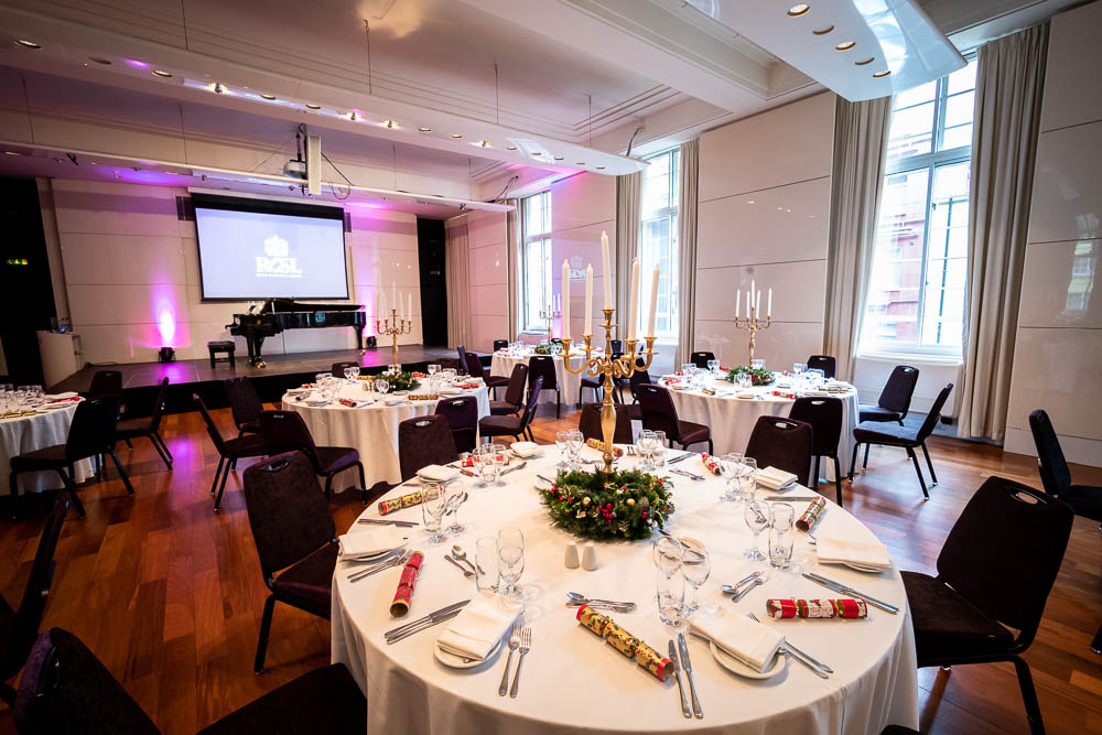 Christmas Parties - eo1121tbgkm.jpg