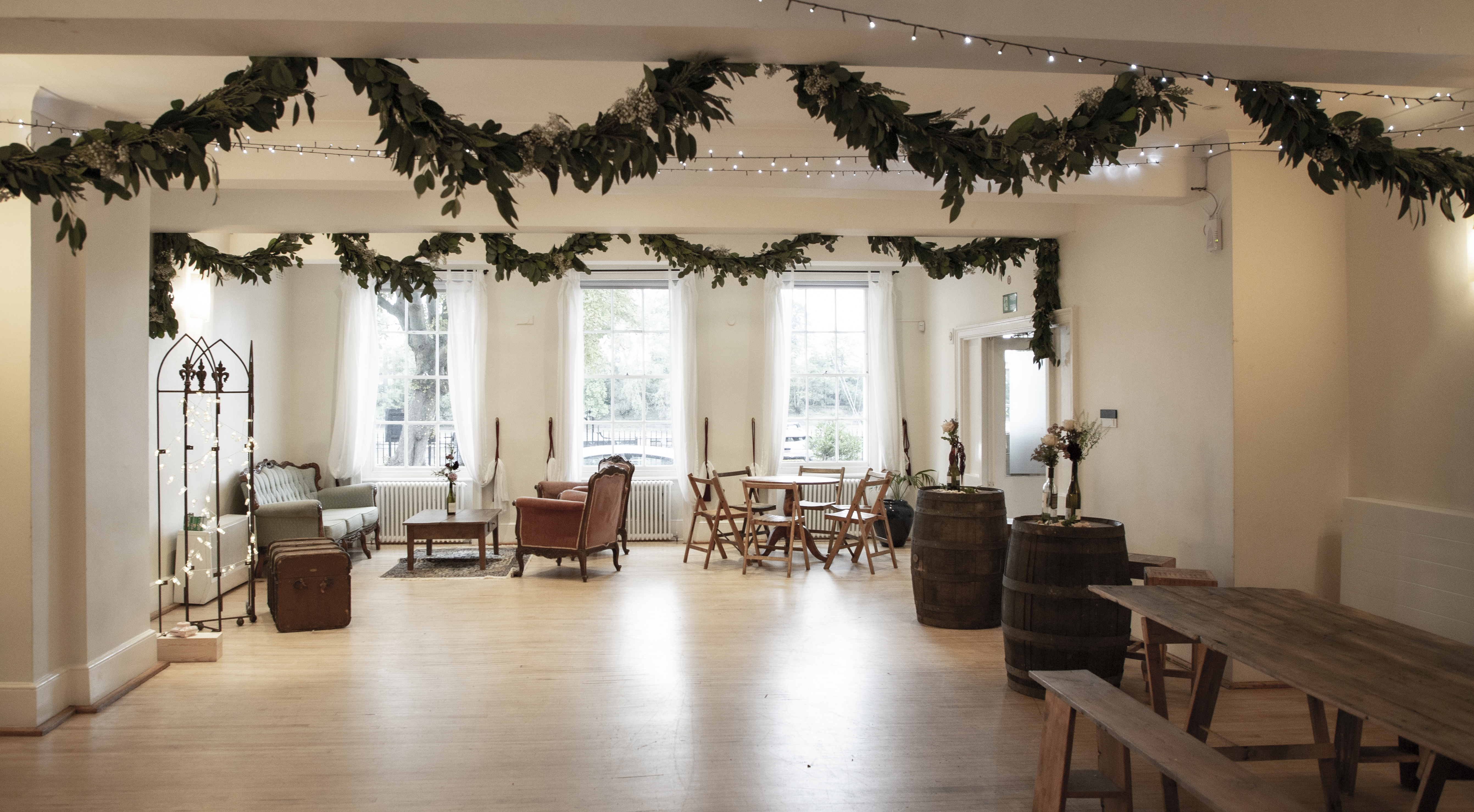 Ballroom - jniikzr2vfq.jpg