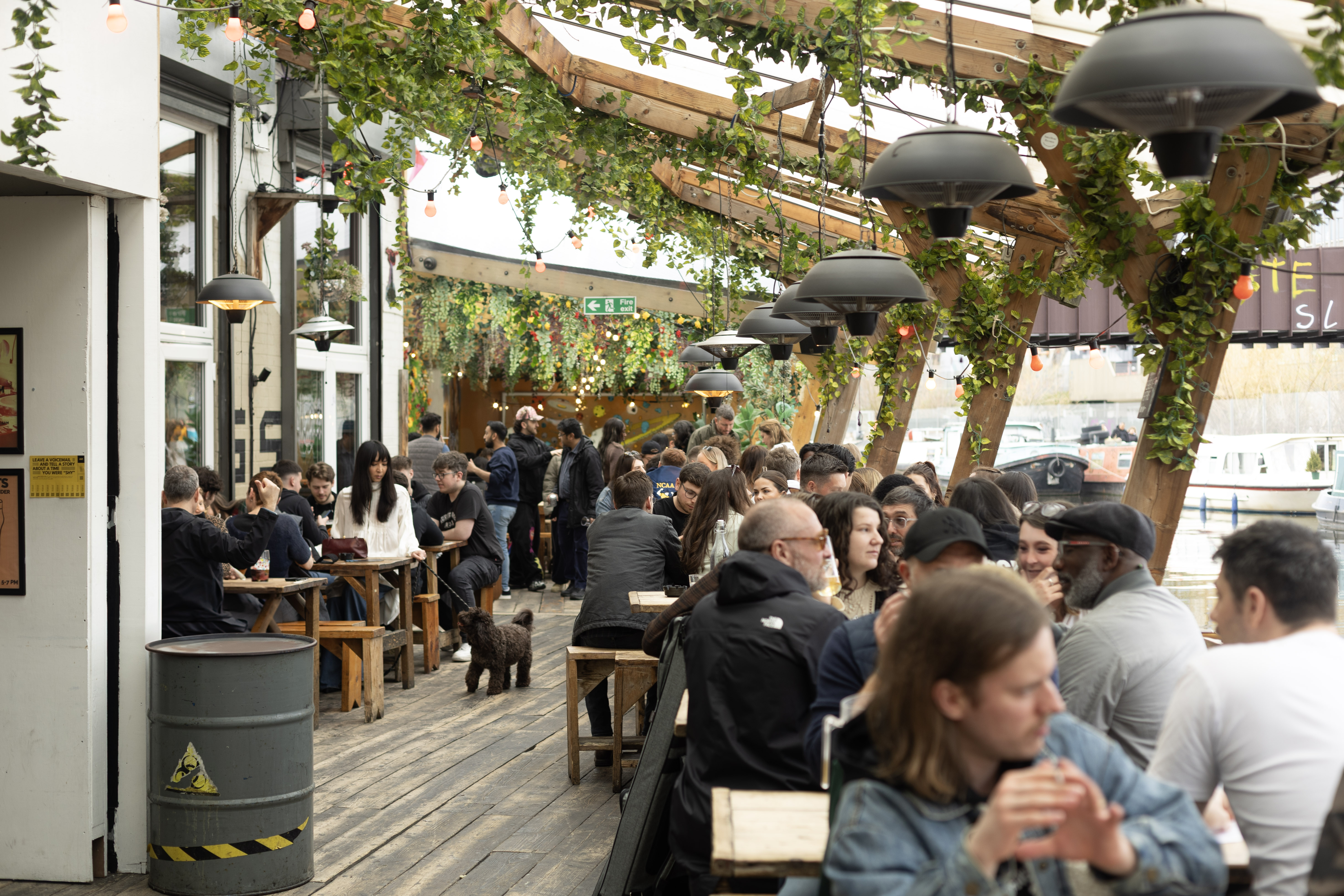 Vibrant outdoor dining at 90 Bar & Kitchen, perfect for social events in Hackney Wick.