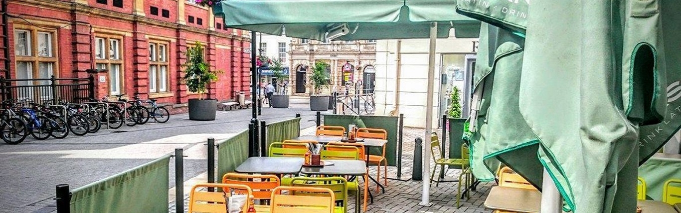 Outdoor seating area at Las Iguanas Leamington Spa, perfect for networking events.