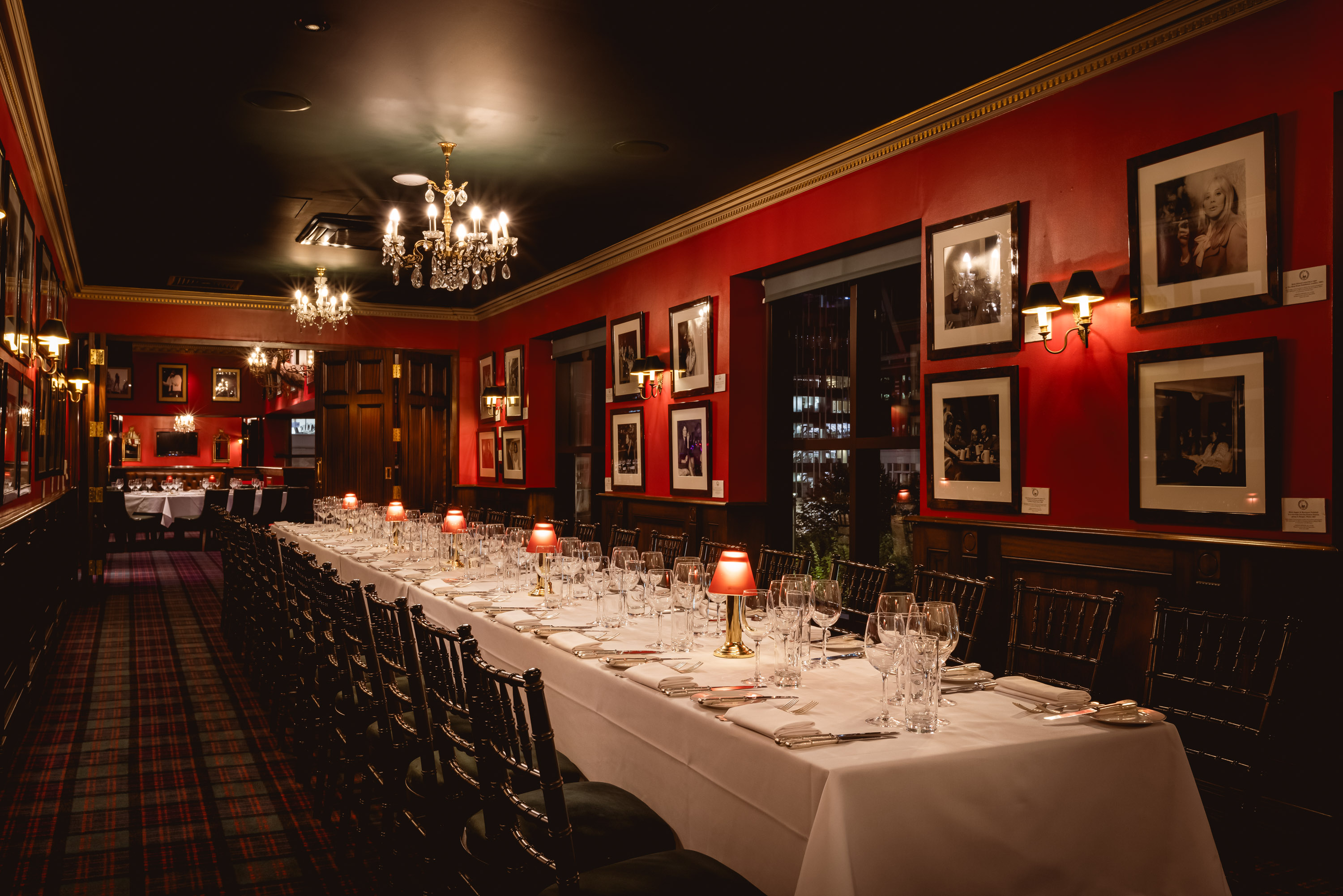 The Gallery Room - znlzapbf1ag.jpg