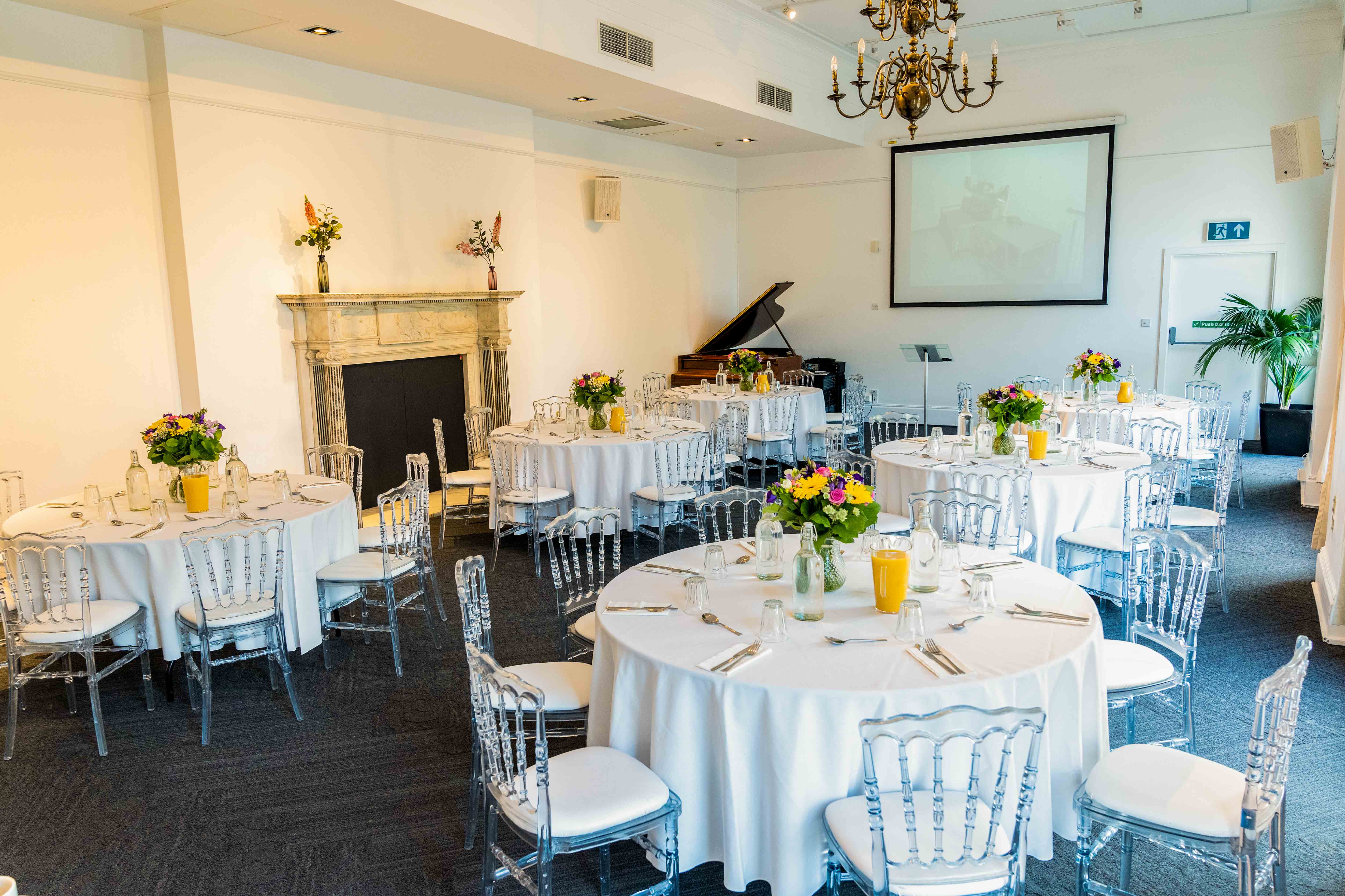 Gulbenkian event space, piano, corporate dinner, wedding reception