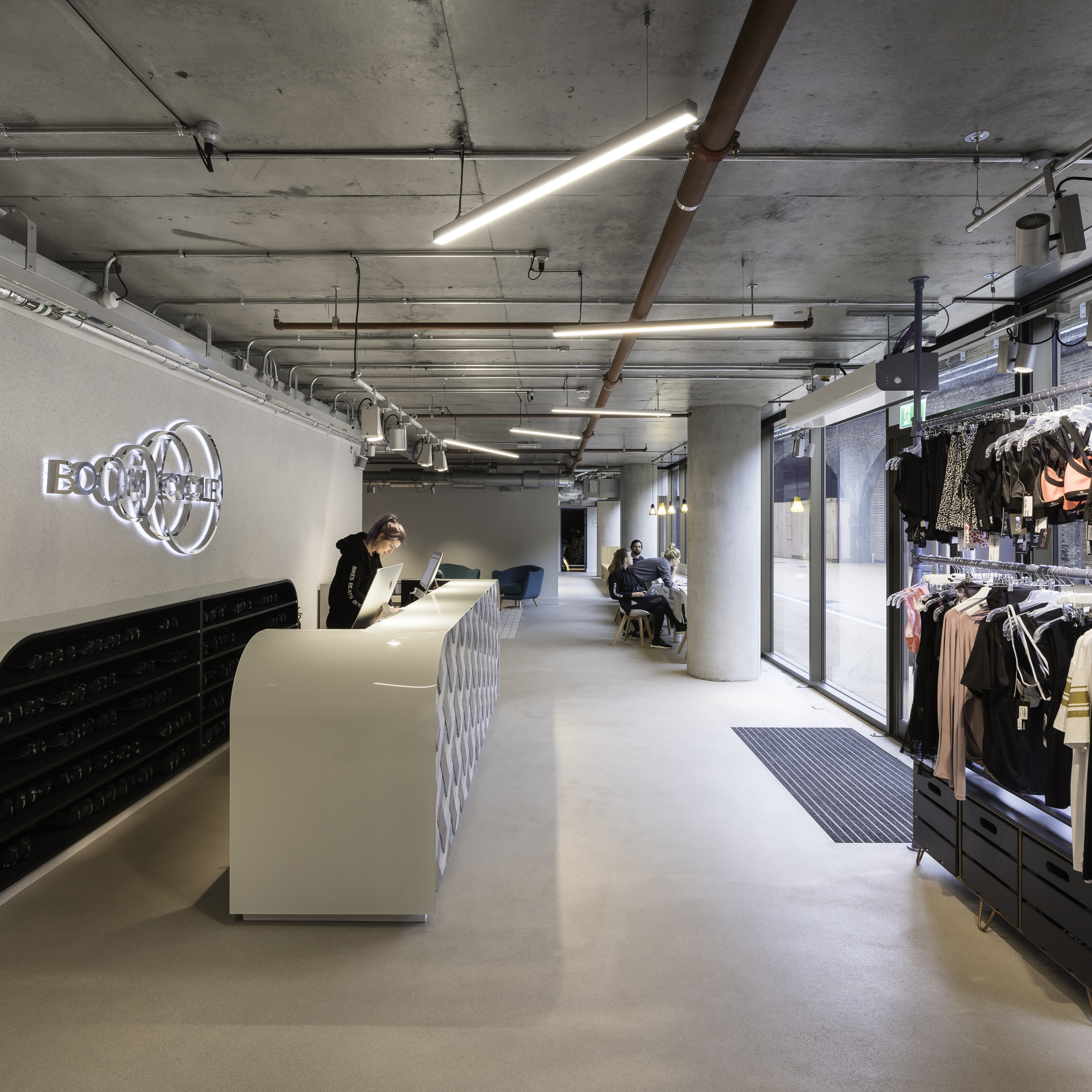 Reception/Cafe Area  - x1nphivvk0j.jpg