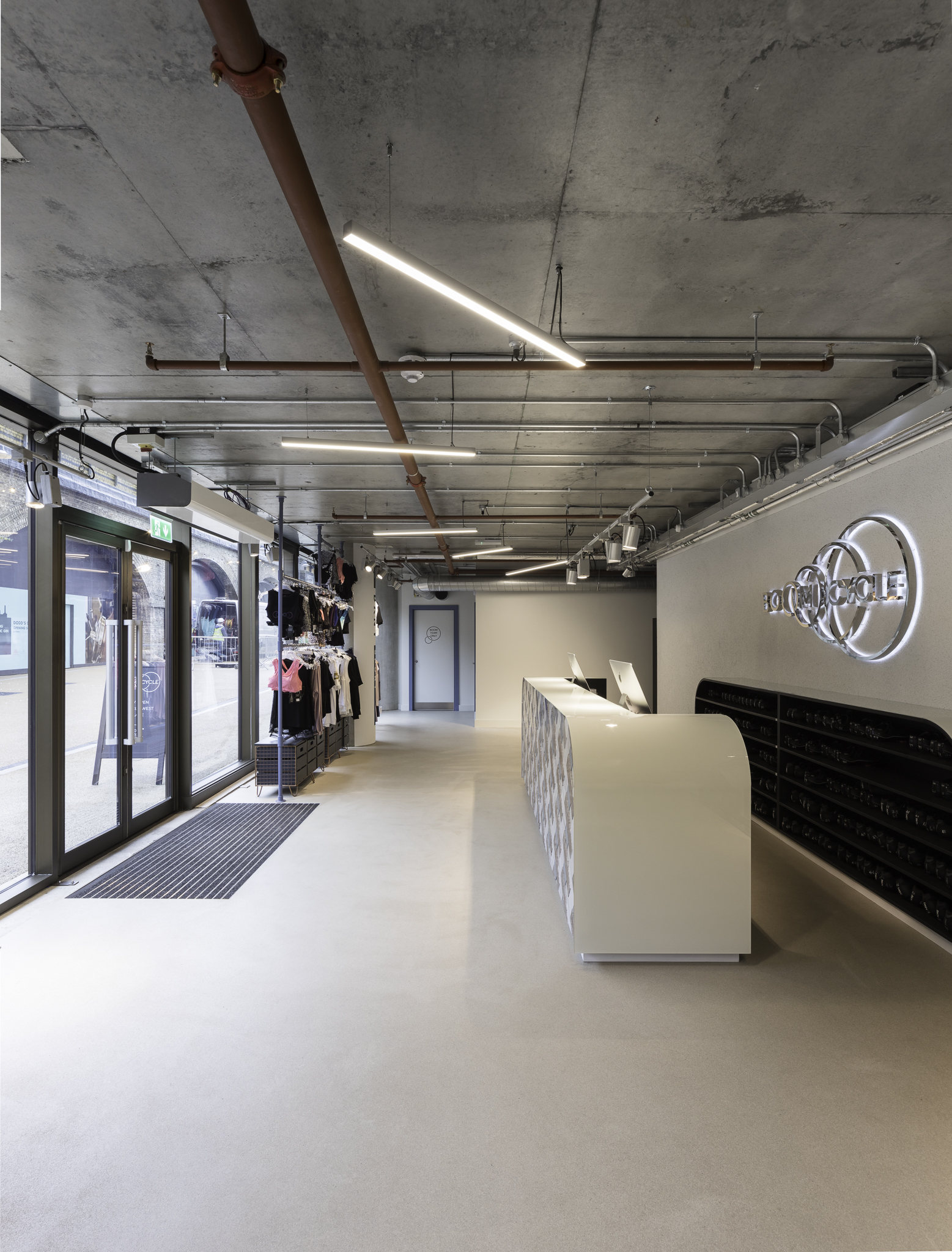 Reception/Cafe Area  - sg0xmd4uwzu.jpg