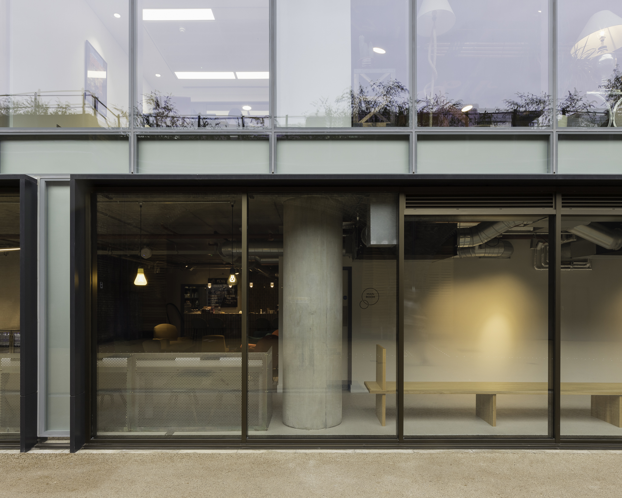 Reception/Cafe Area  - syyibaaukag.jpg